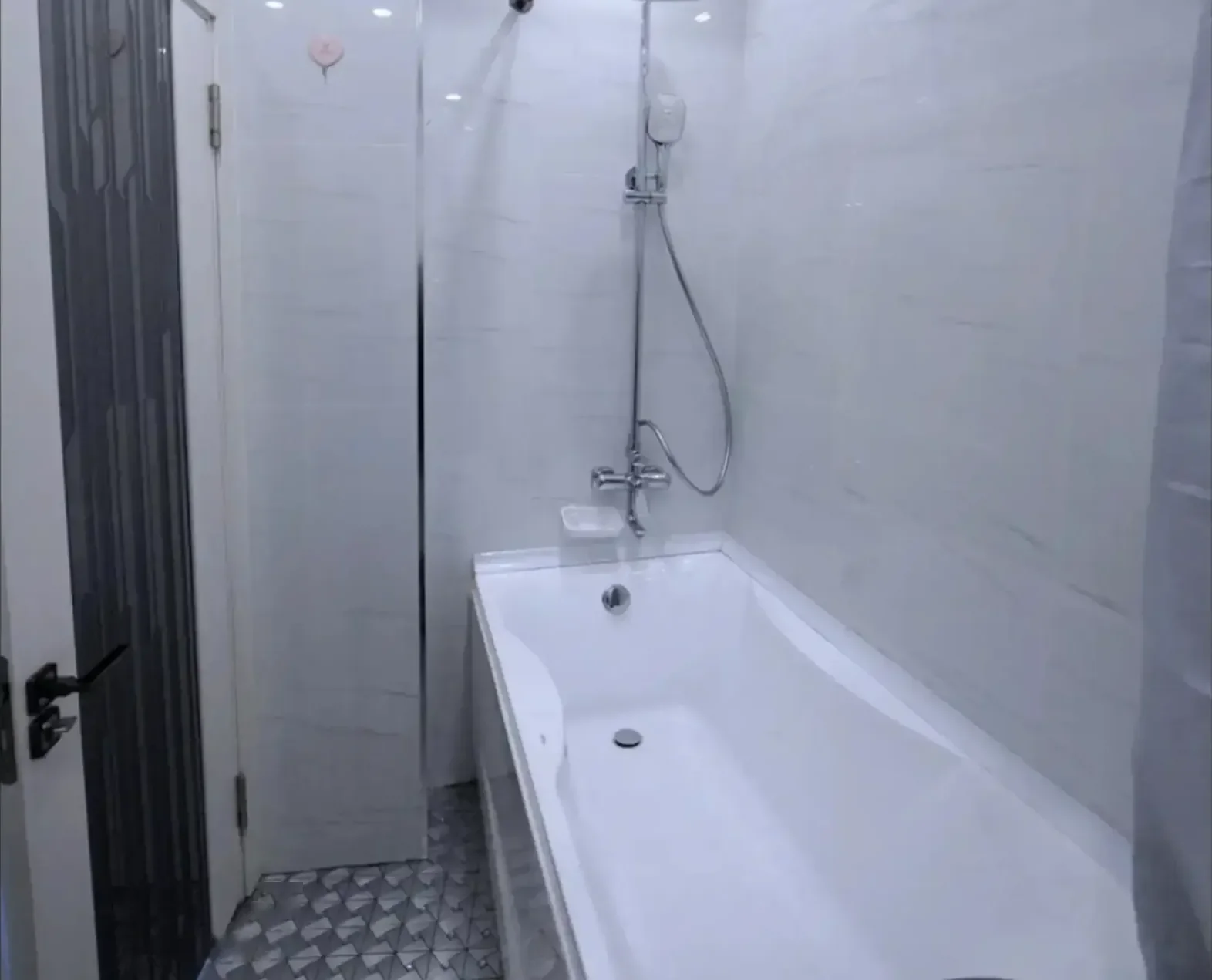 2-комн. квартира, 11 этаж, 75м², Ватан