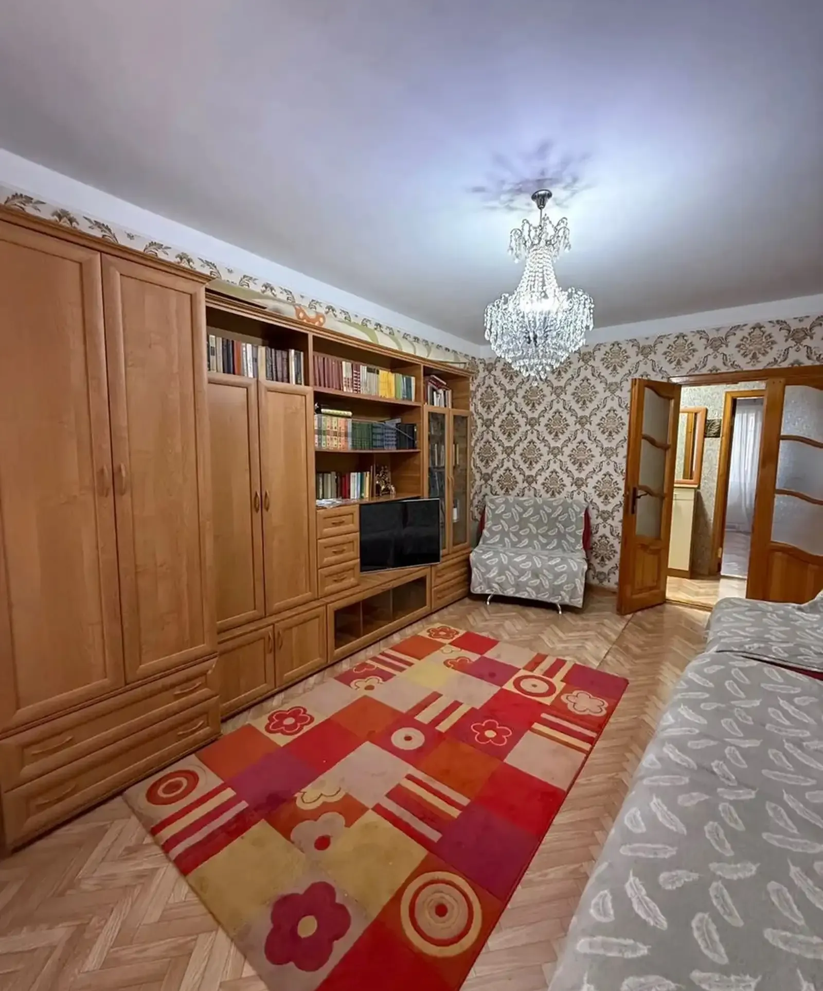 2-комн. квартира, 3 этаж, 65м², Сино
