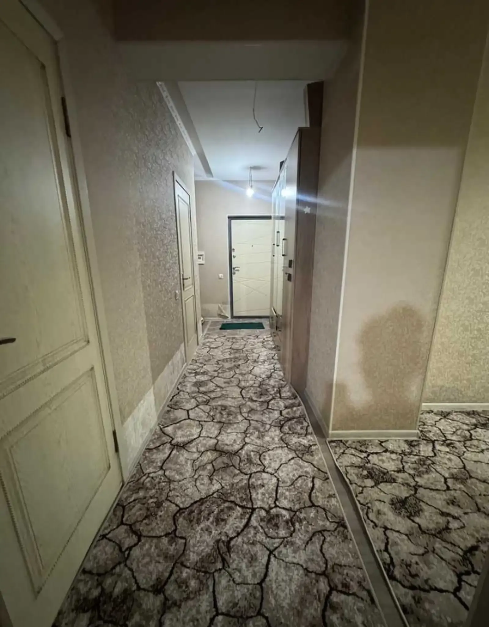 2-комн. квартира, 14 этаж, 7м², караболо
