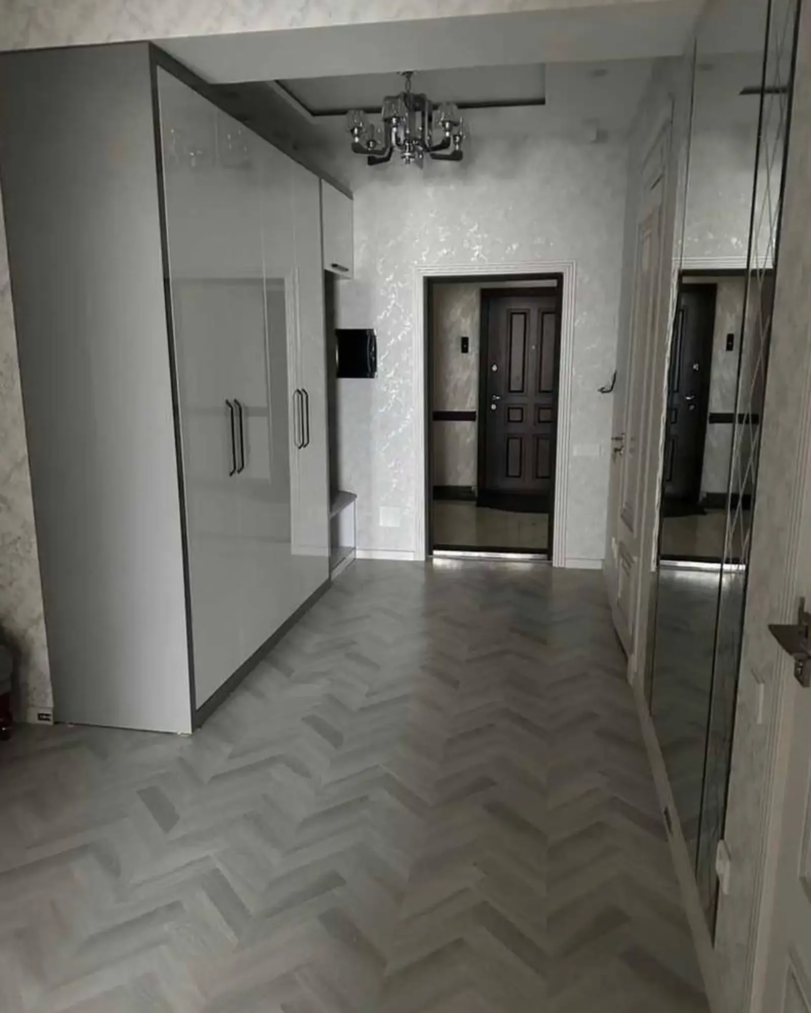 3-комн. квартира, 13 этаж, 150м², И. Сомони