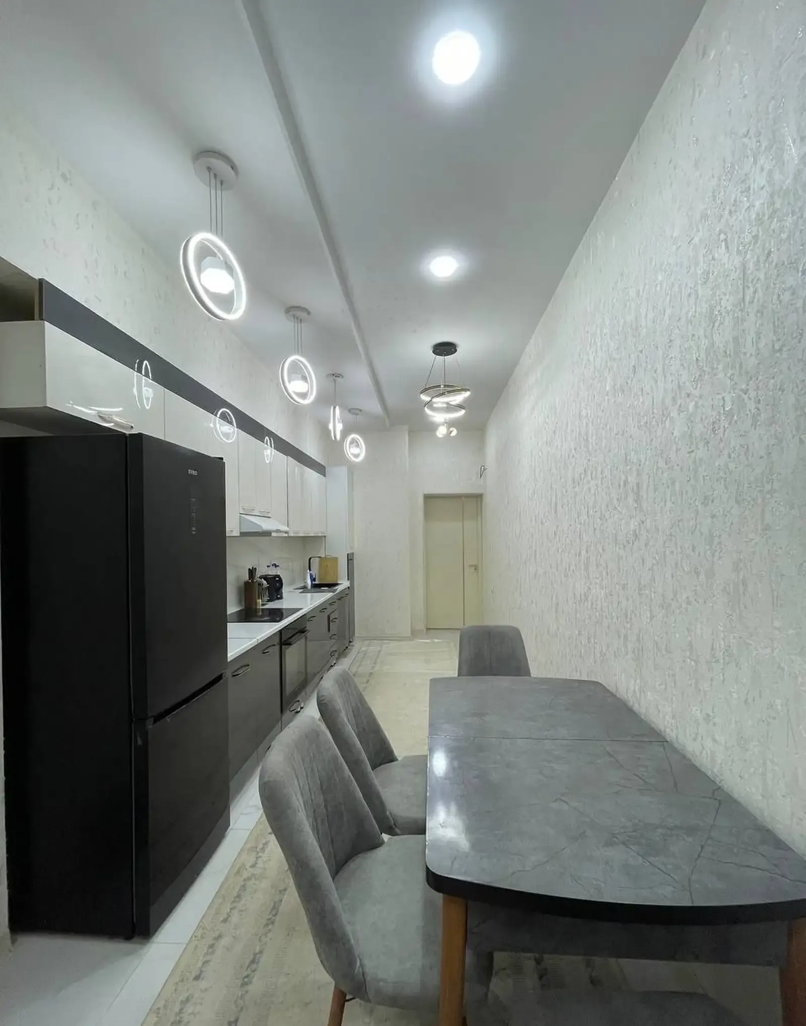 2-комн. квартира, 13 этаж, 89 м², Шохмансур