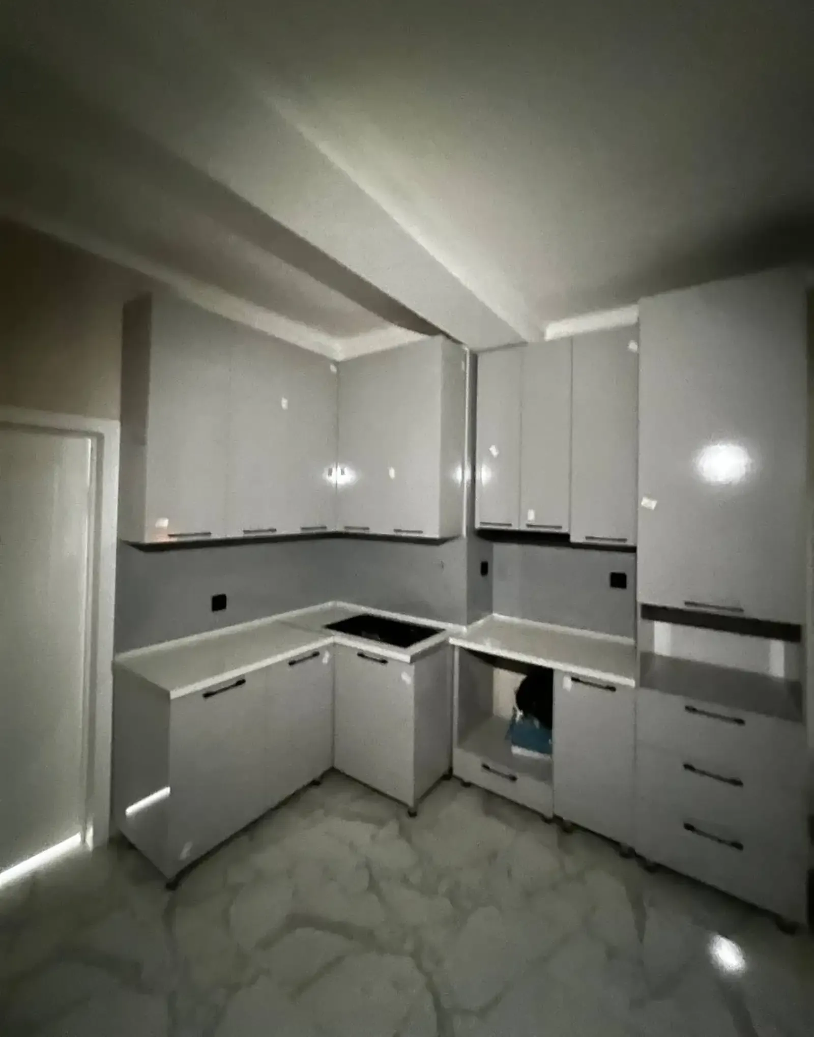 3-к квартира, 16 этаж, 96 м², И Сомони