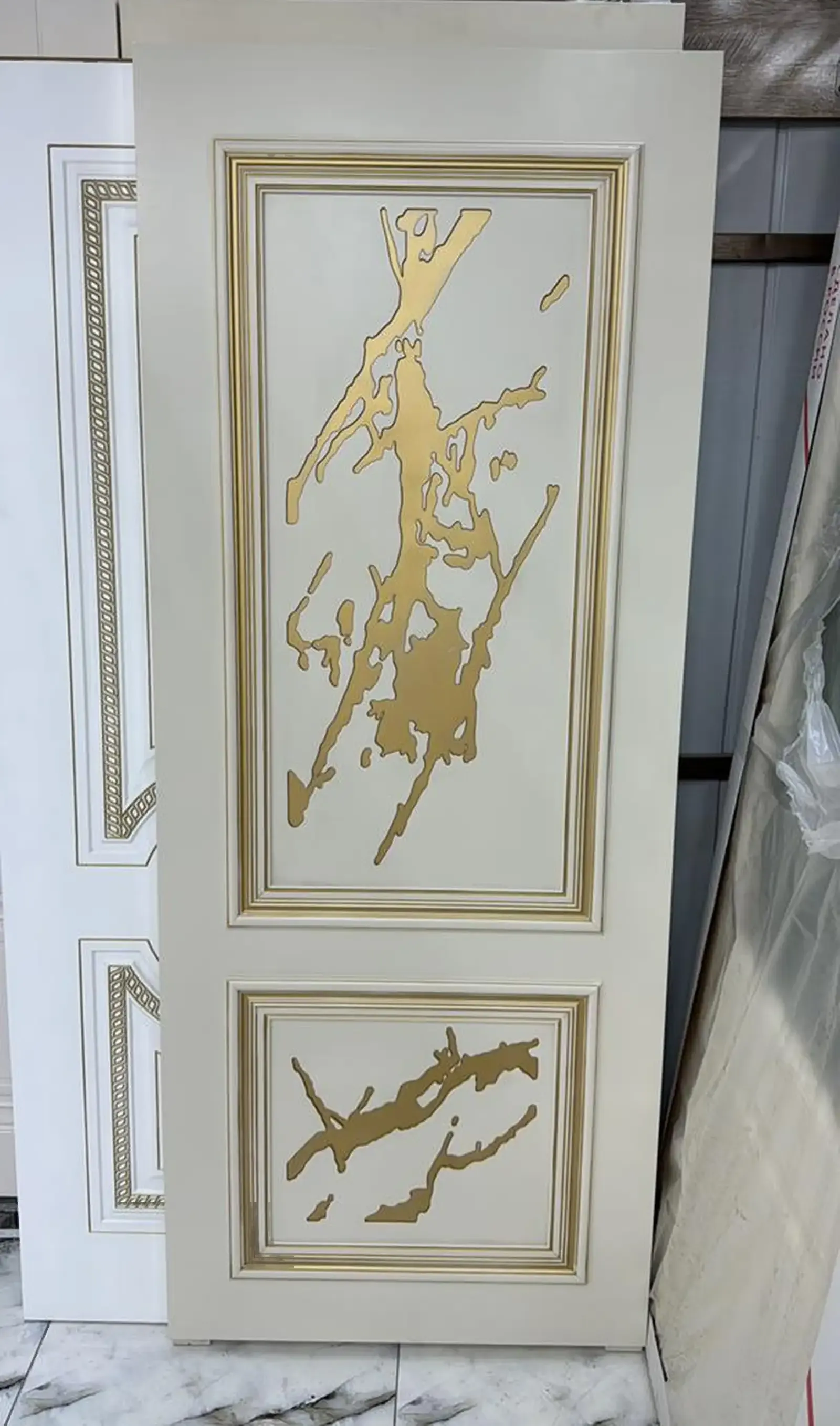 Дверь