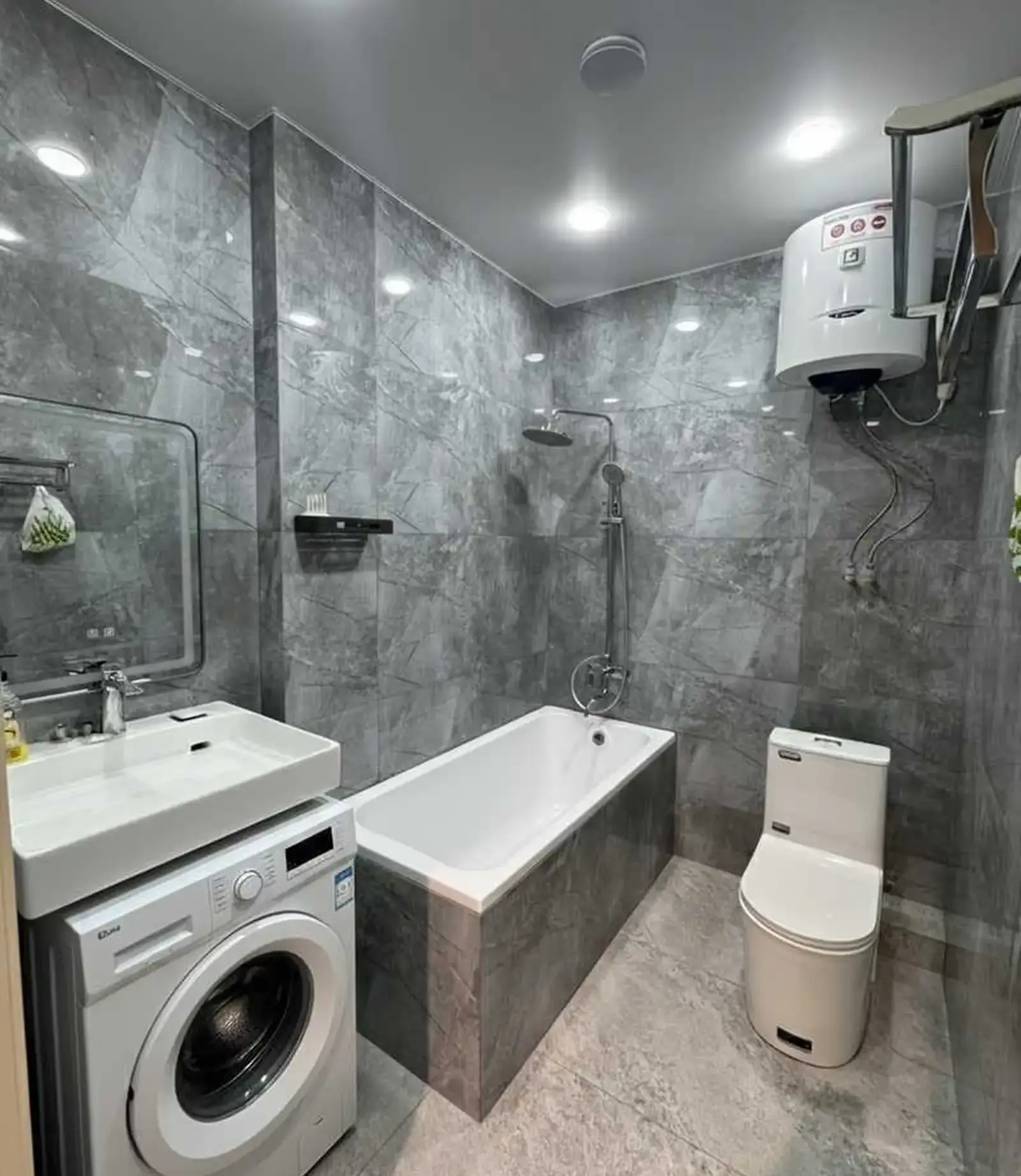 2-комн. квартира, 4 этаж, 56м², И Сомони / Шохмансур Опера балет