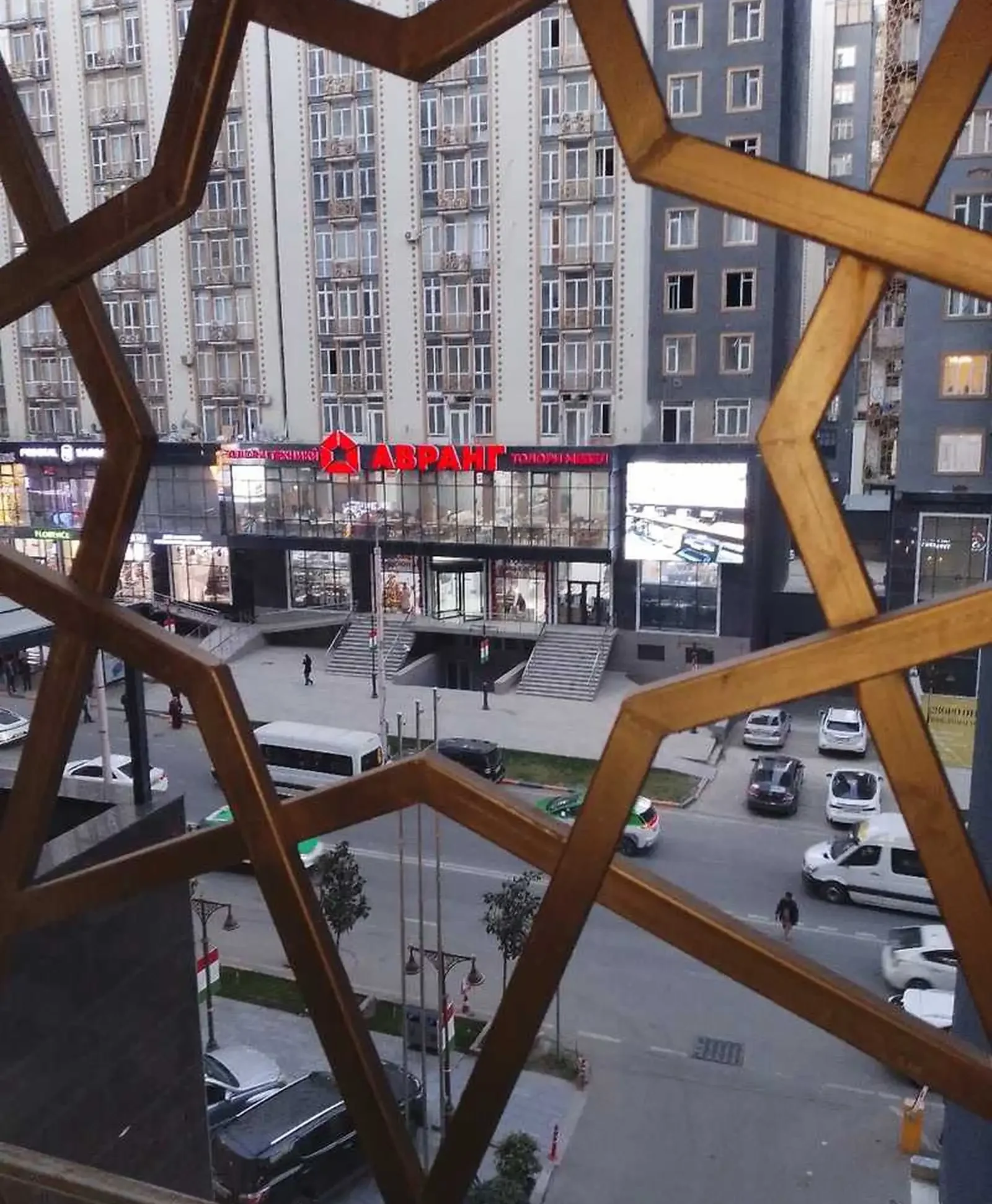 2-комн. квартира, 4 этаж, 85м², Шохмансур, напротив Султонбей