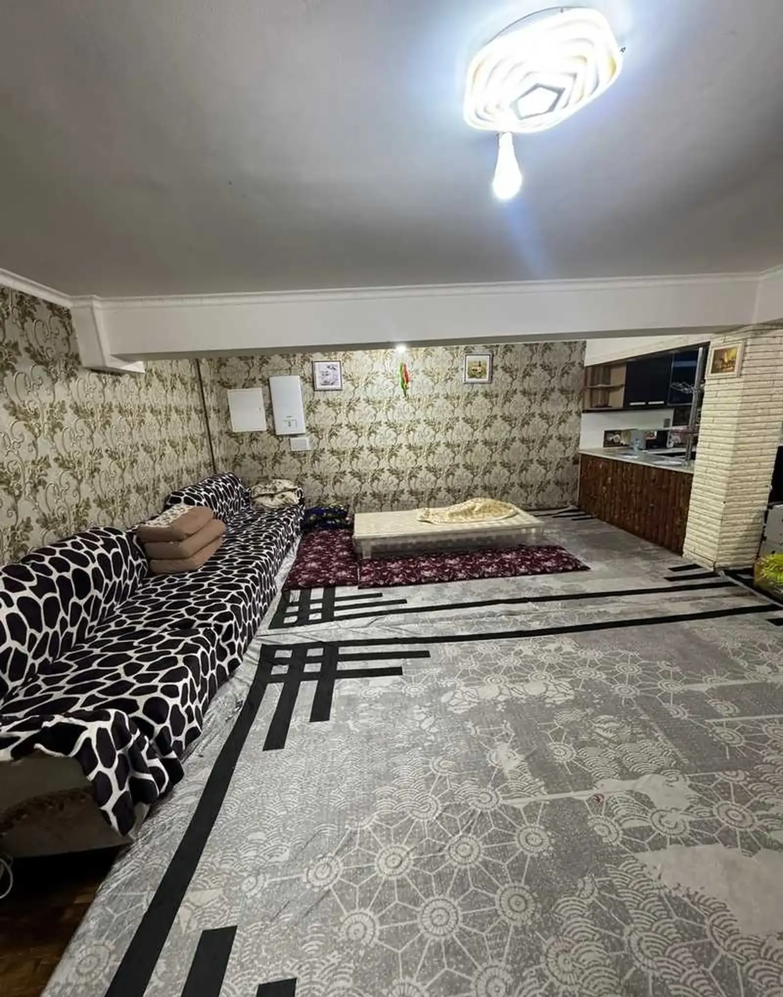1-этажный, 6 комнатный дом, 250 м², Н.И.Сомони.Хуҷандбиё