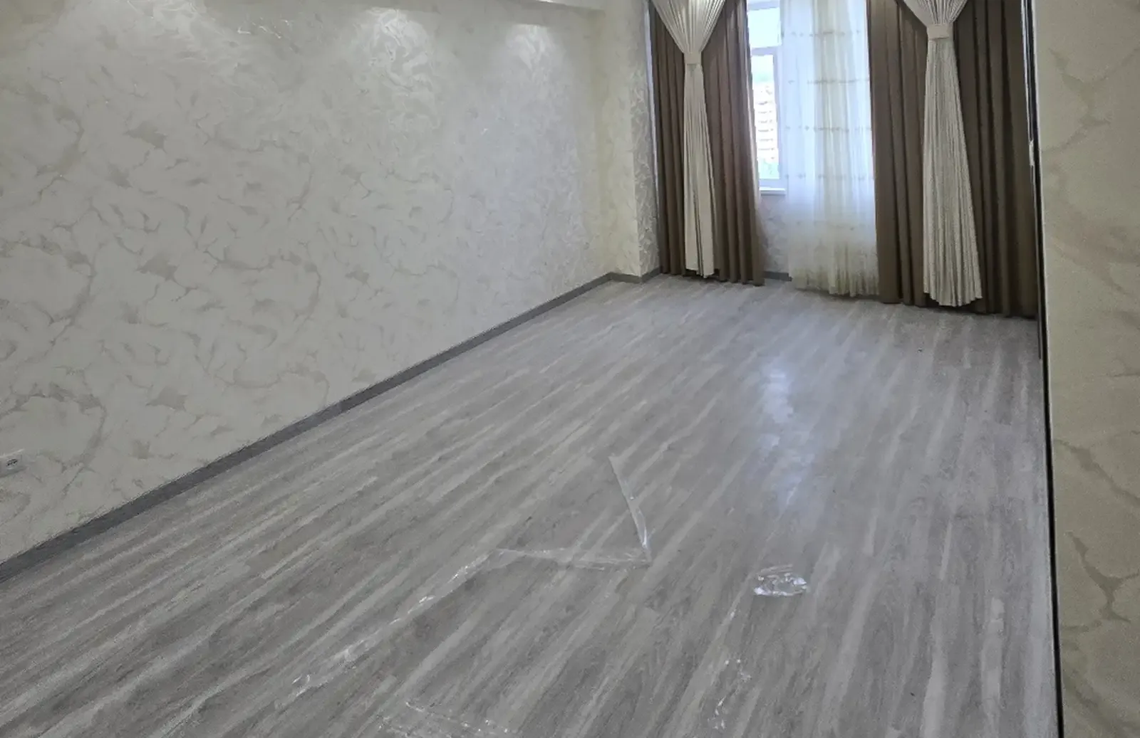2-комн. квартира, 10 этаж, 70 м², Сино 104 мкр
