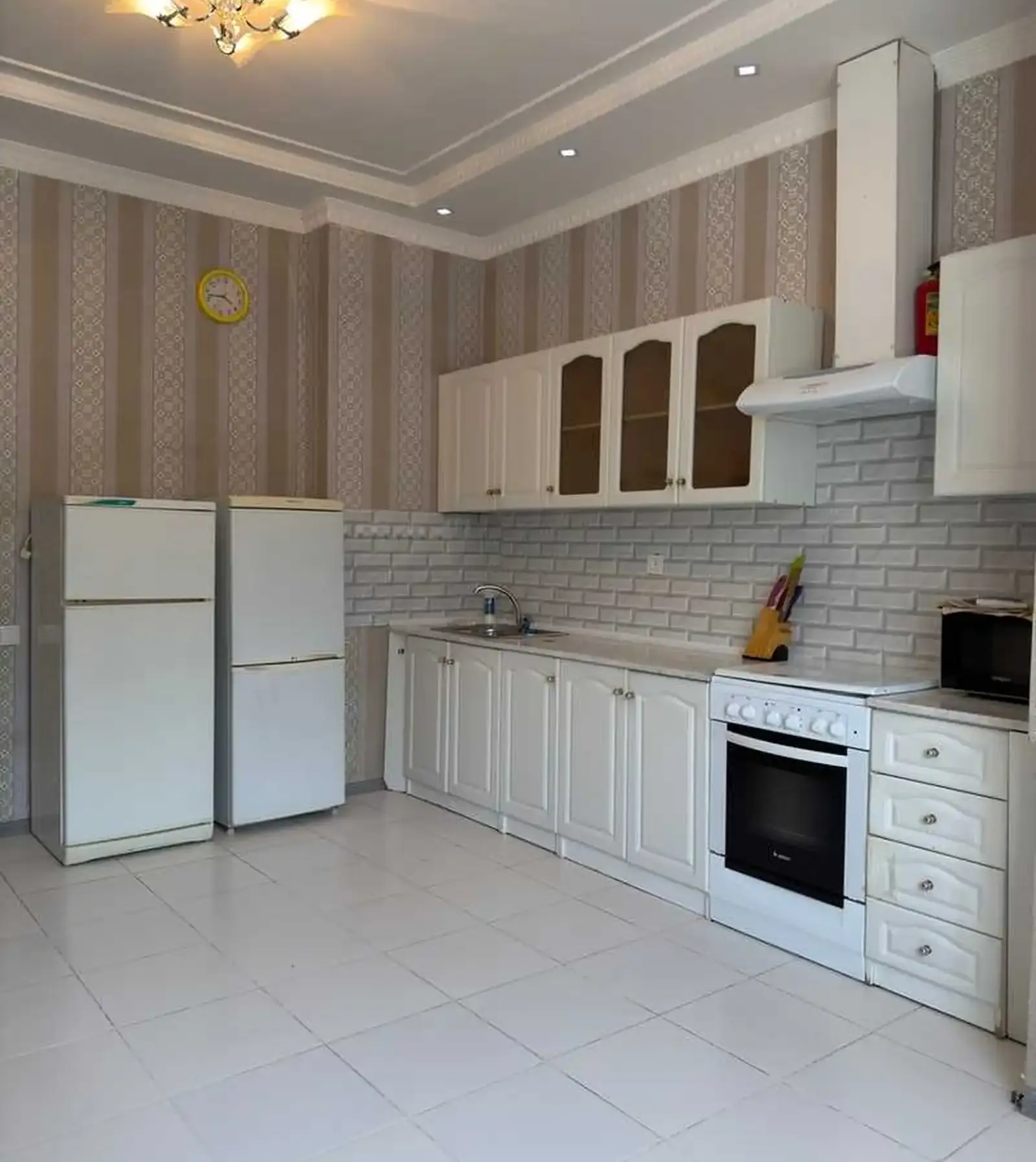 3-комн. квартира, 4 этаж, 120м², Хусейнзода 33/2