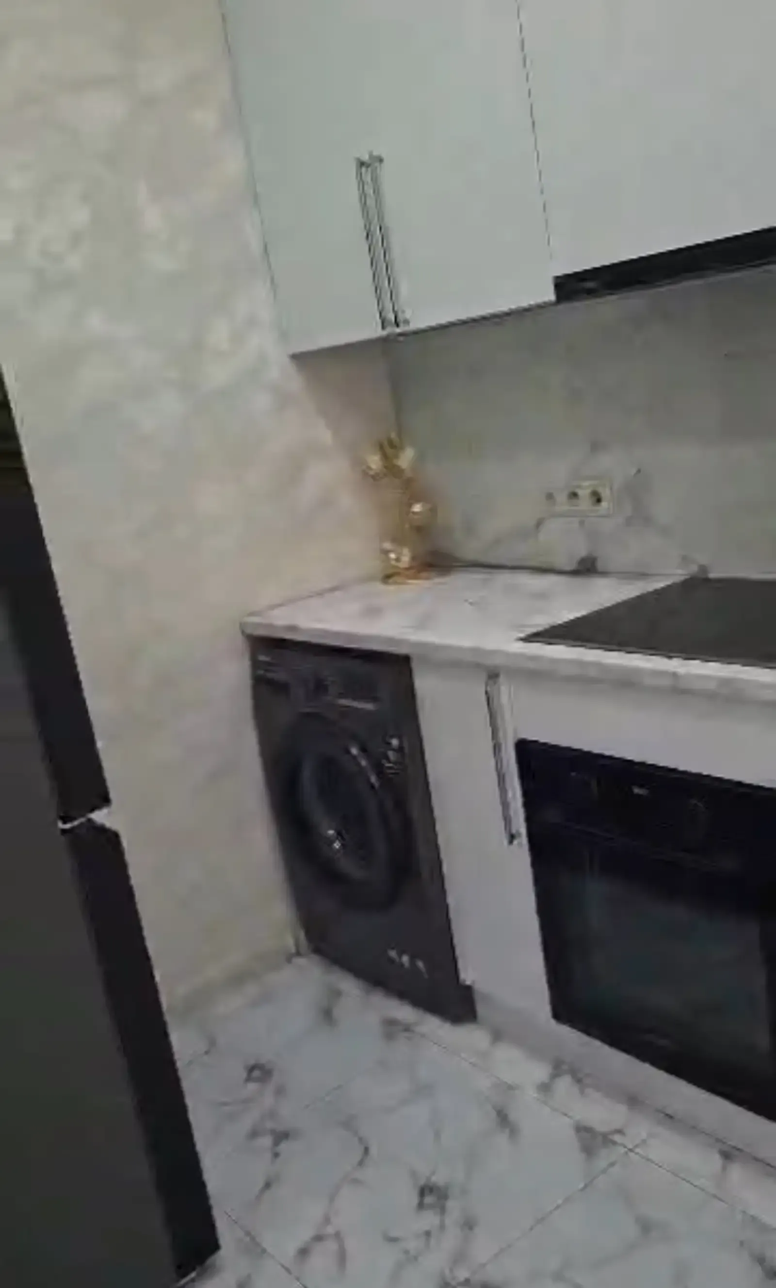 3-комн. квартира, 4 этаж, 79м², 82 мкр