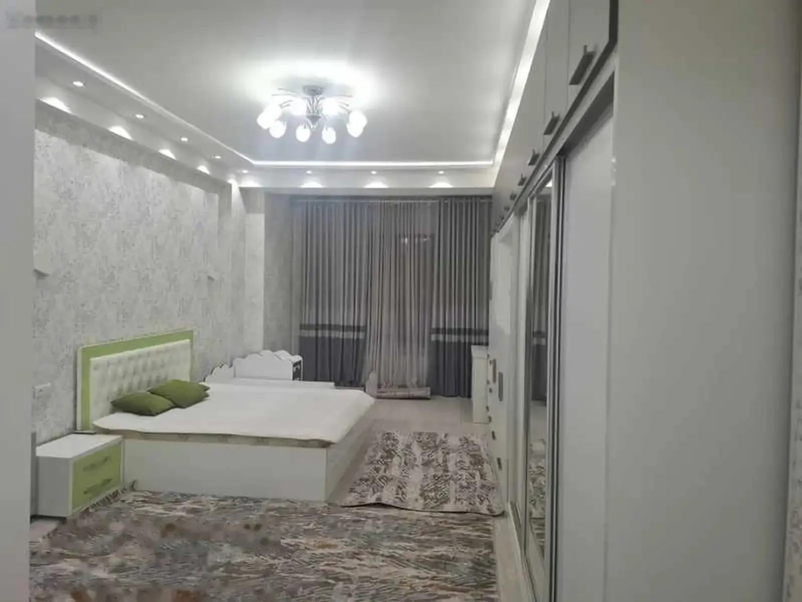 4-к квартира, 5 этаж, 200 м², мехргон