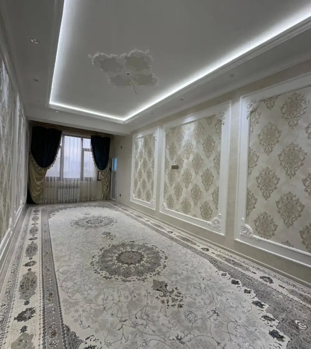 2-комн. квартира, 5 этаж, 60 м², сино
