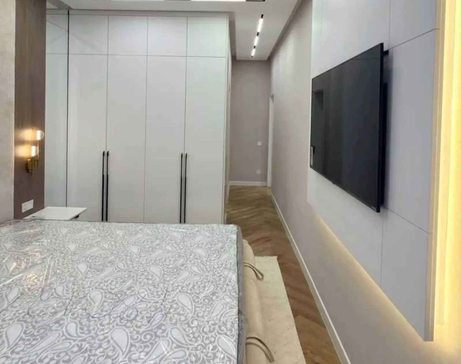 3-комн. квартира, 9 этаж, 121 м², Исмоили Сомони