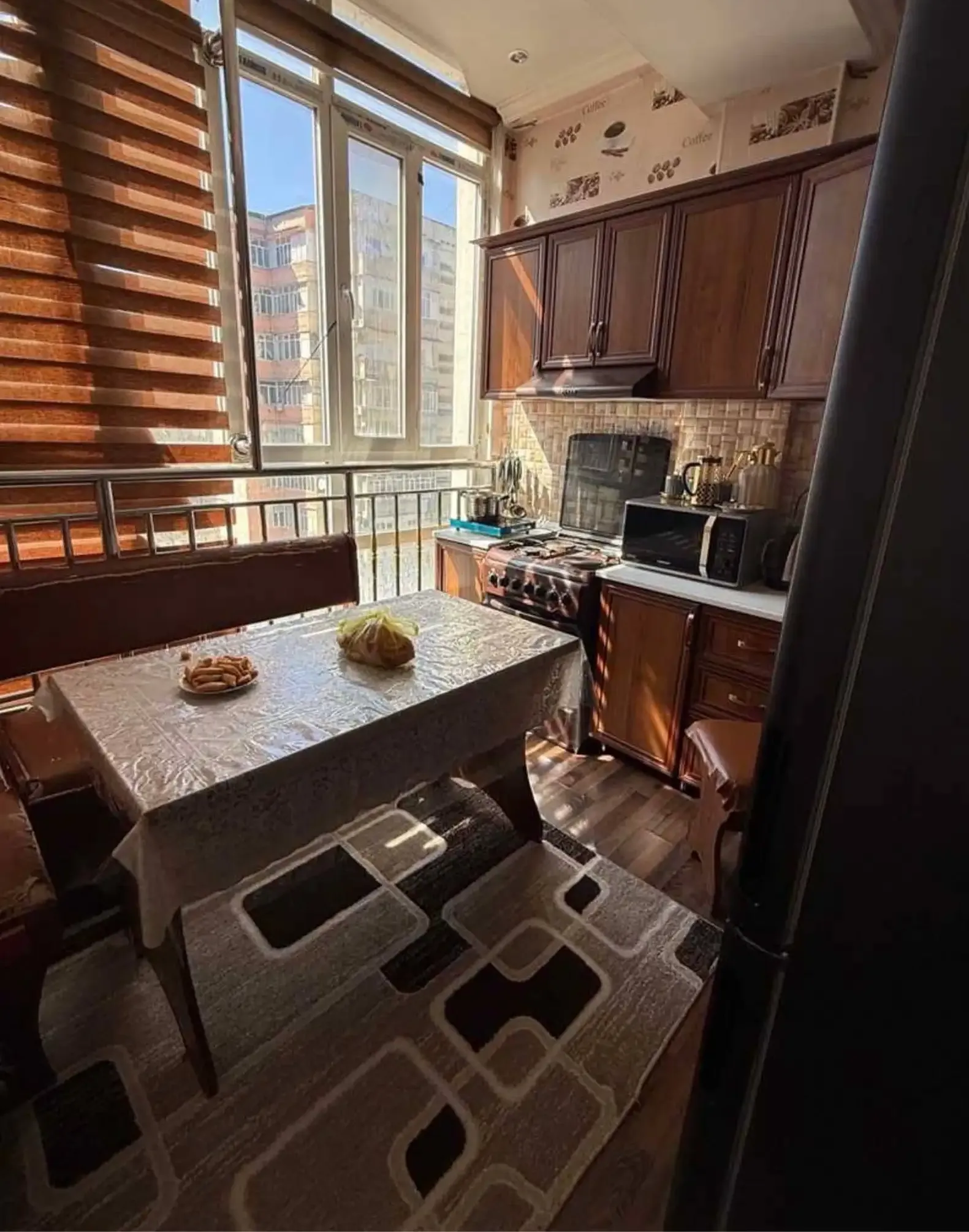3-комн. квартира, 5 этаж, 82 м², Сино Казокон
