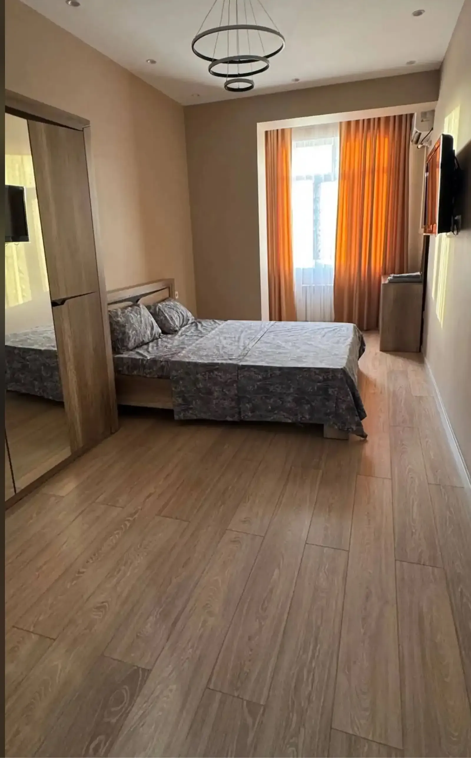 2-комн. квартира, 6 этаж, 65м², шохмансур