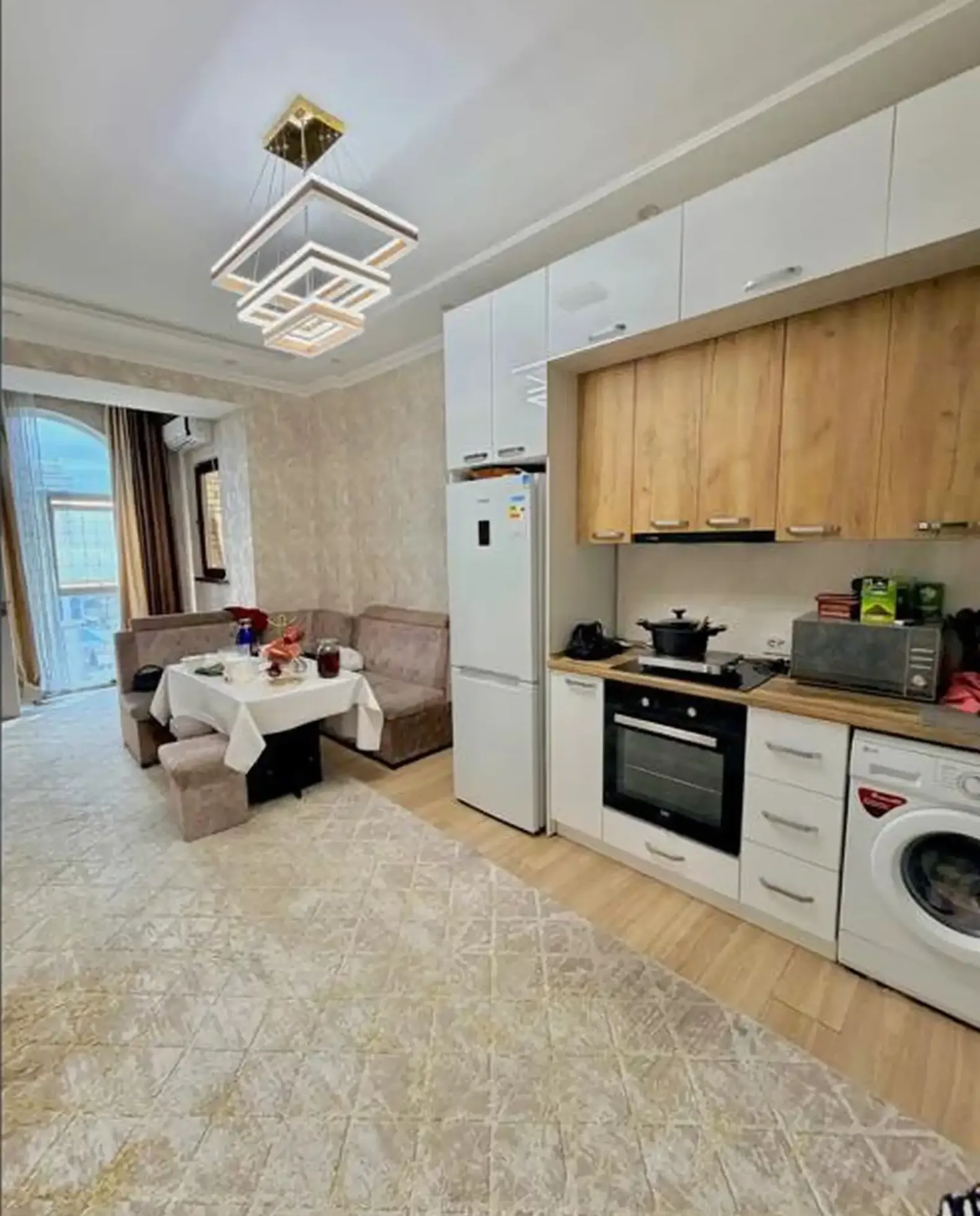 3-комн. квартира, 14 этаж, 110м², Шохмансур