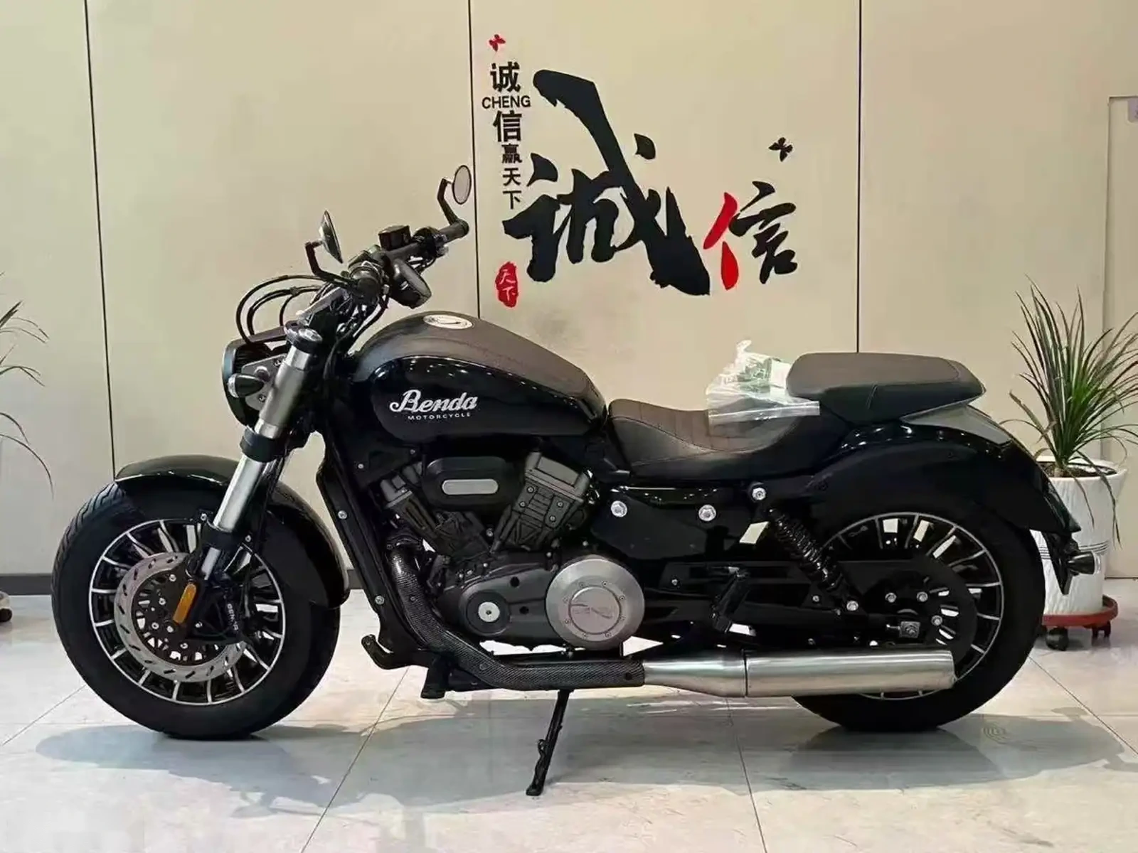 Мотоцикл Harley Davidson — фото 4