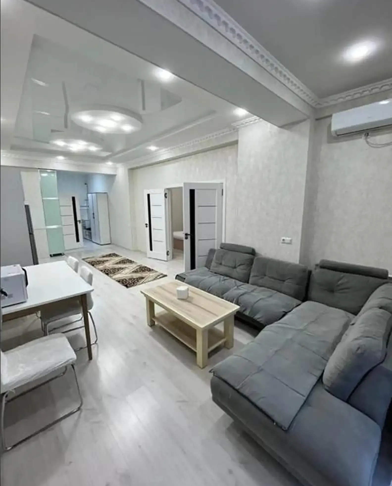 3-комн. квартира, 10 этаж, 65м², Сомони