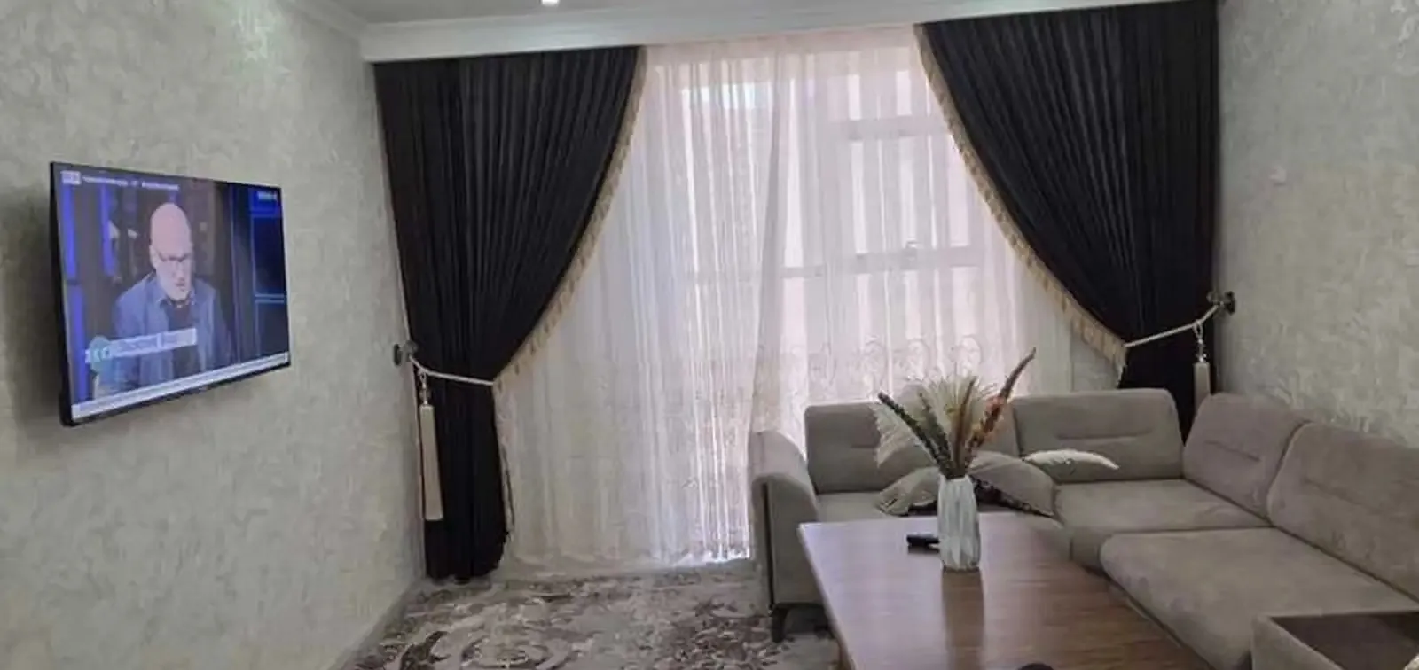 2-комн. квартира, 10 этаж, 70м², Шохмансур
