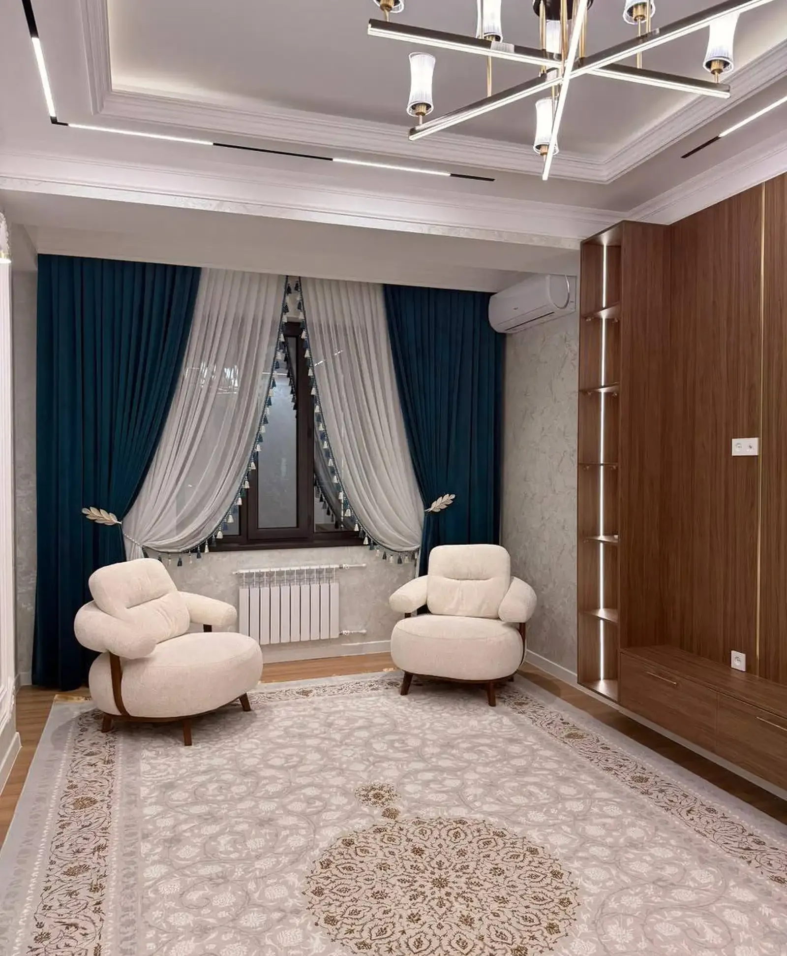 3-комн. квартира, 13 этаж, 92 м², Исмоили Сомони