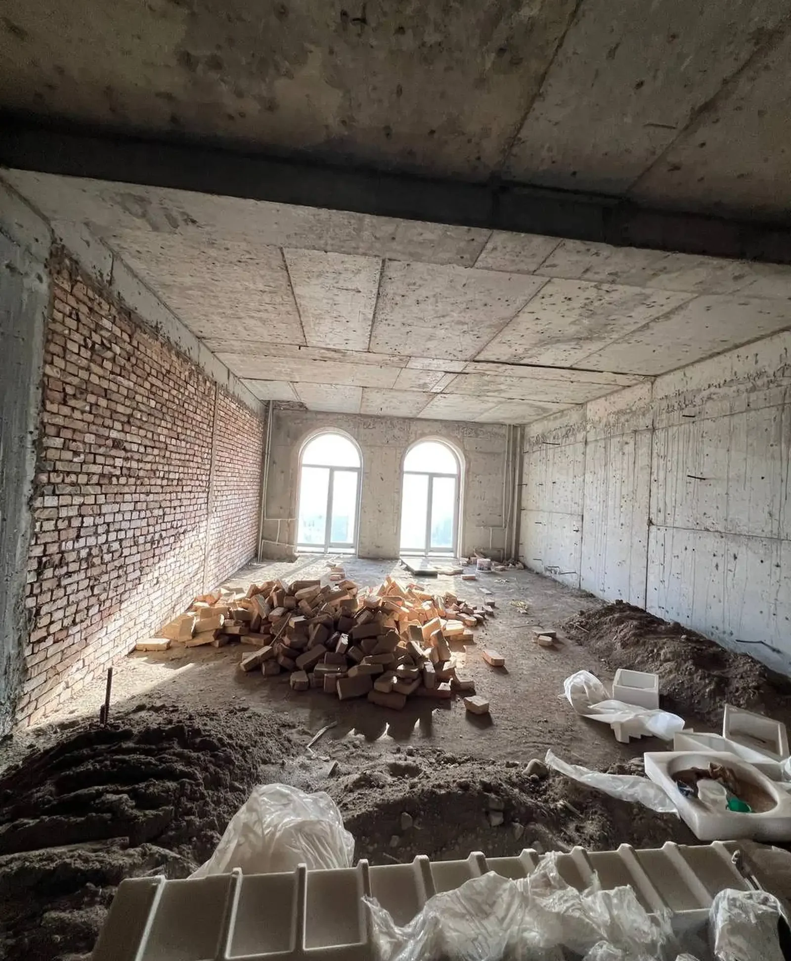 3-комн. квартира, 17 этаж, 137 м², Исмоили Сомони Цум Шохпалас