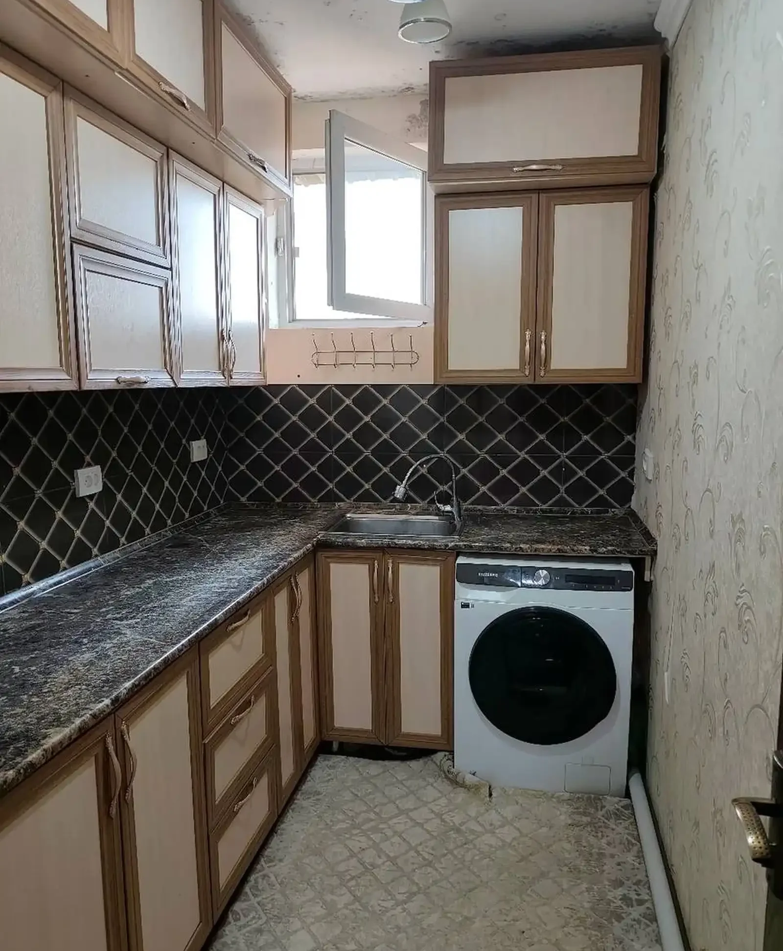 2-комн. квартира, 4 этаж, 36 м², Фирдавси
