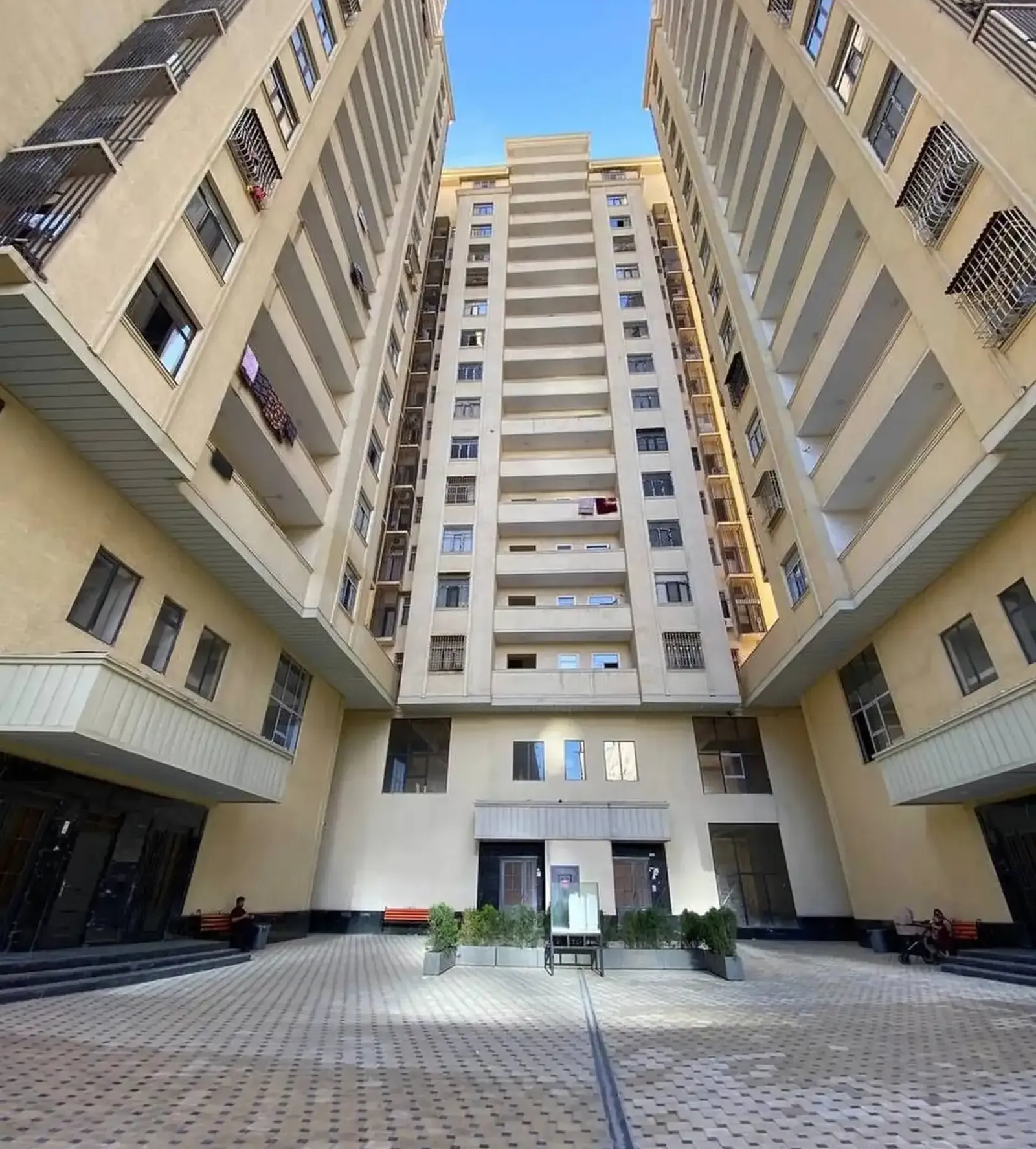 2-комн. квартира, 17 этаж, 50 м², Фирдавси, пушти театр