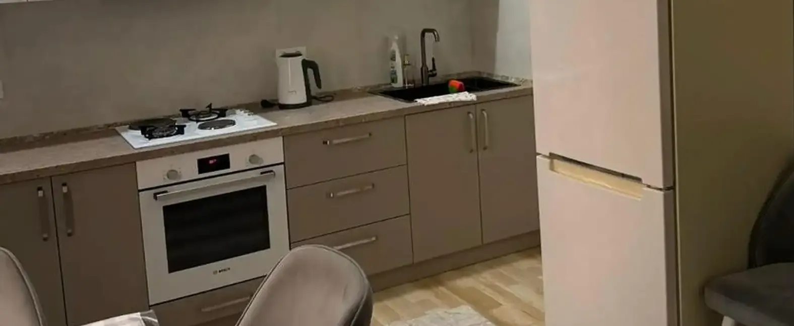 3-к квартира, 8 этаж, 93 м², Сино