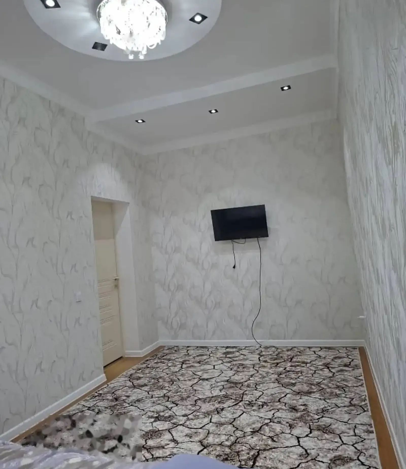 2-комн. квартира, 2 этаж, 73м², сино