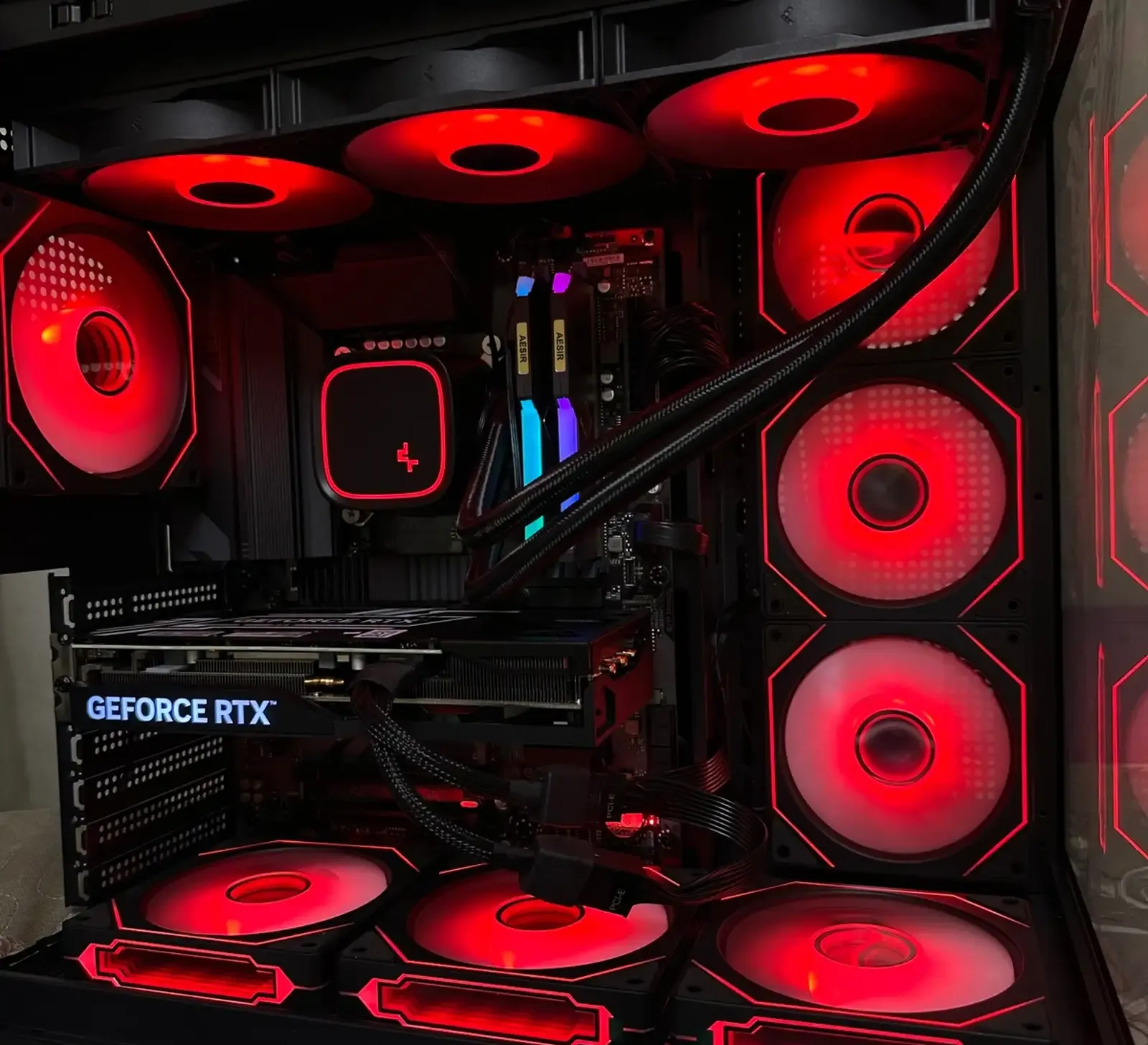 Игровой Компьютер Core i7 14700KF / RTX 4070 Super / OZU 32G / M2 1TB