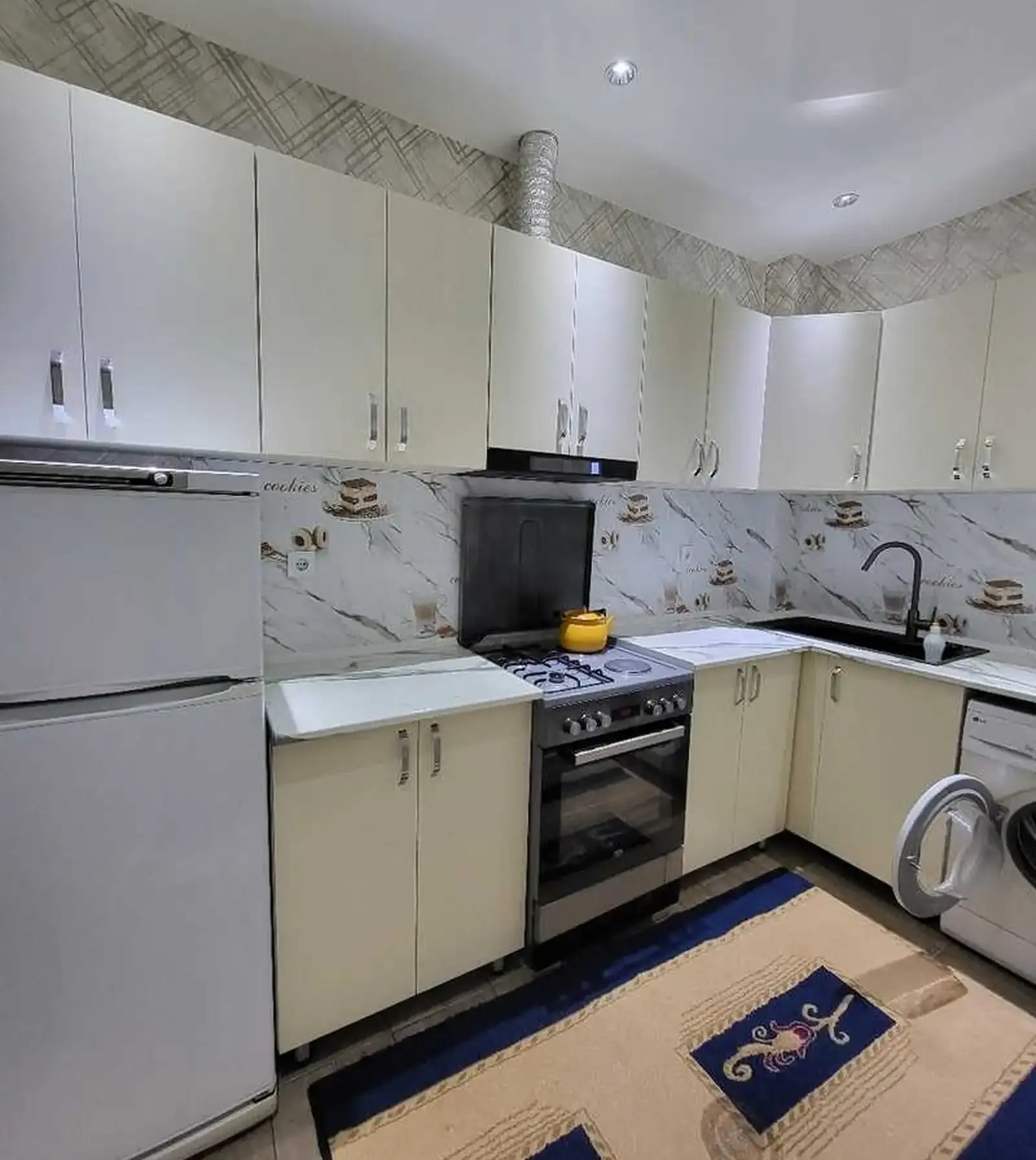 2-комн. квартира, 4 этаж, 52м², поворот Аэропорт