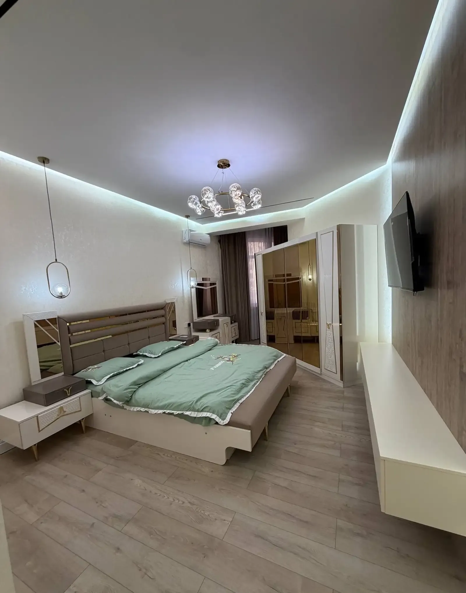 4-комн. квартира, 3 этаж, 220 м², Алфемо