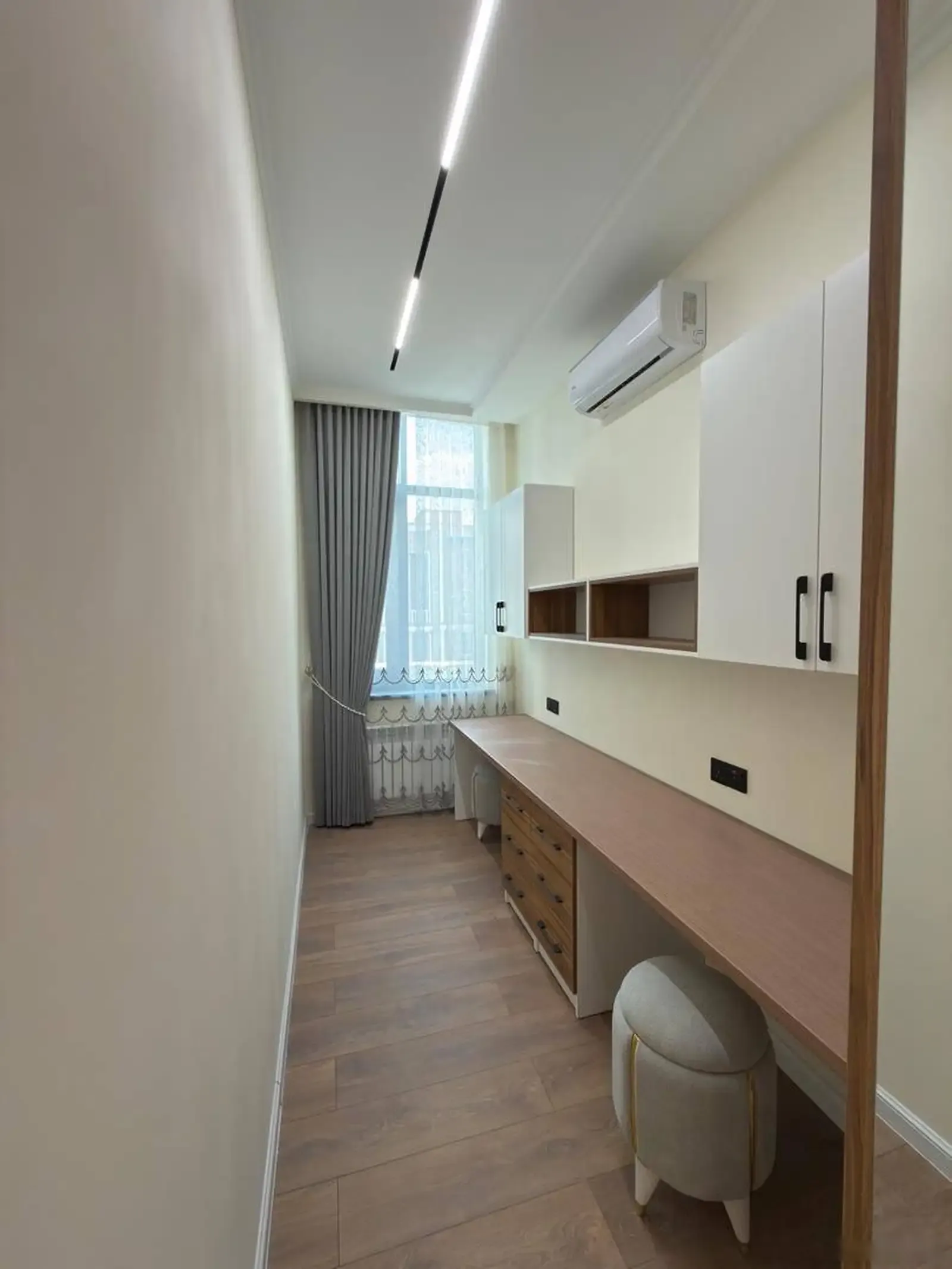 5-комн. квартира, 3 этаж, 170 м², И. Сомони