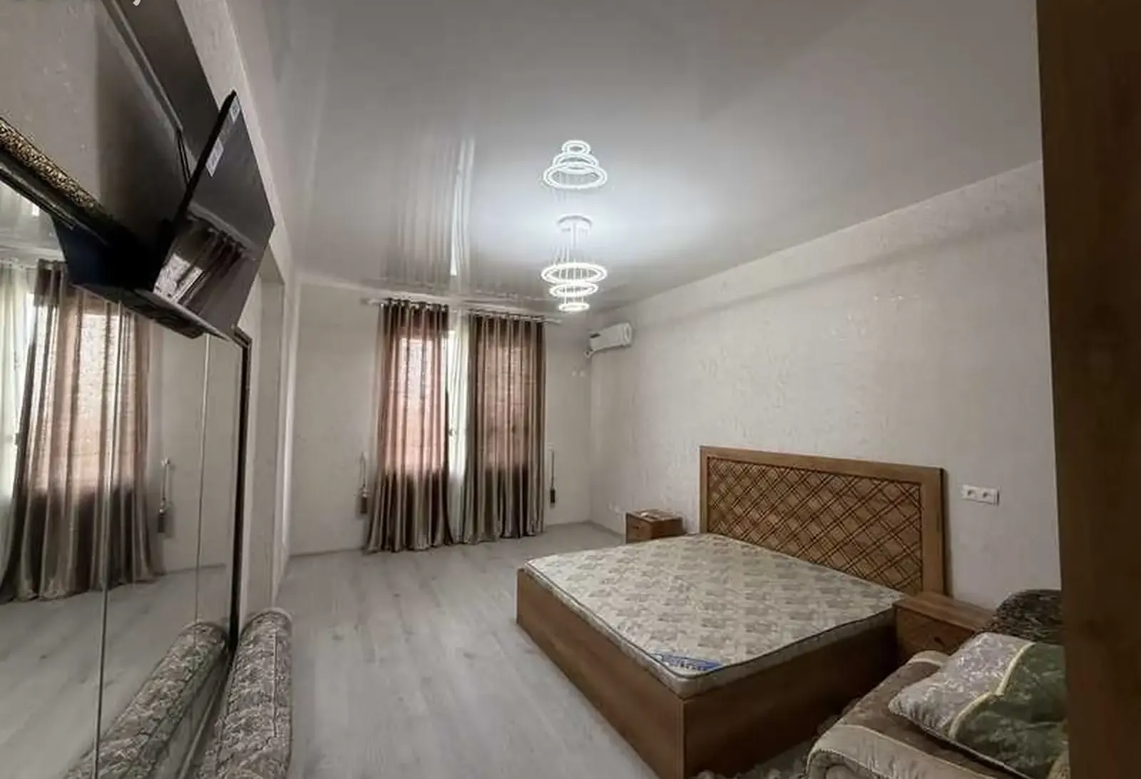 3-комн. квартира, 9 этаж, 220м², Қараболо