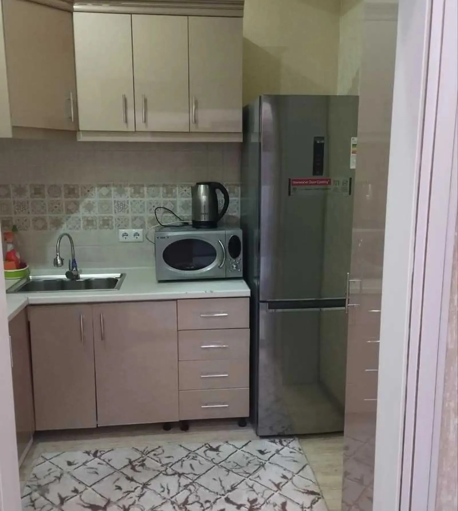 2-комн. квартира, 16 этаж, 52м², Шохмансур