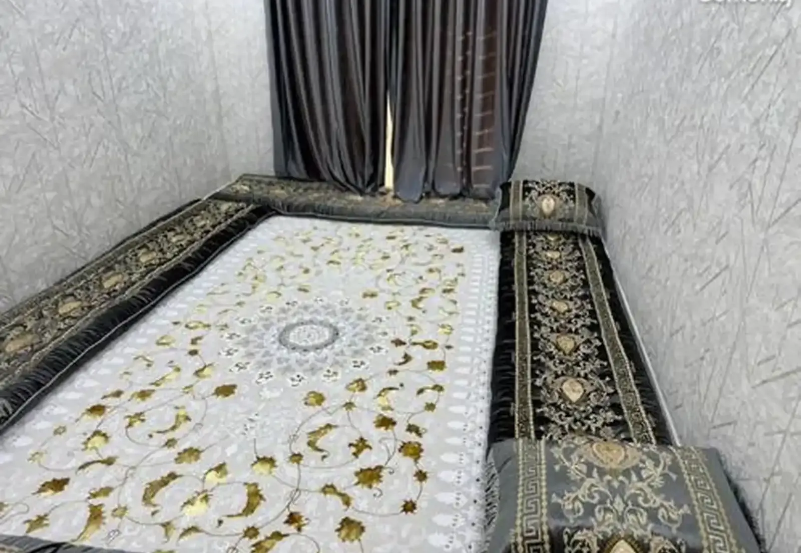 3-комн. квартира, 2 этаж, 156м², Ру па руи СНГ пеши магазини Сиевуш
