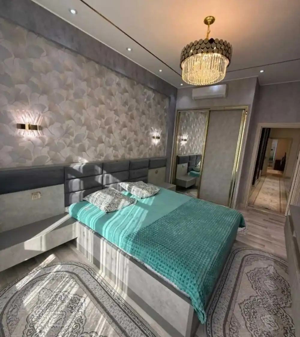 3-комн. квартира, 13 этаж, 110м², Шохмансур ру баруи Садбарг дом книжный мир Гелос
