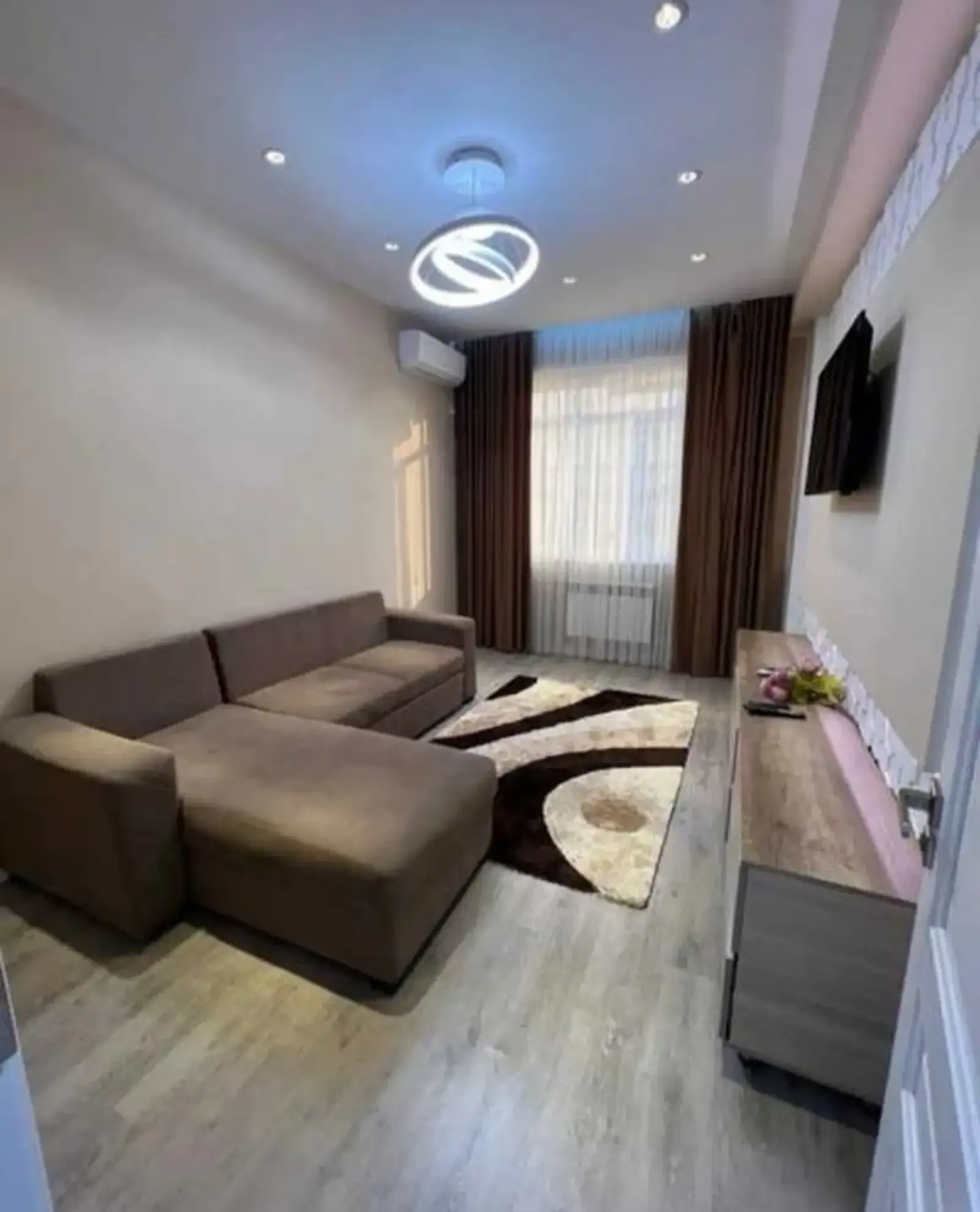 2-комн. квартира, 7 этаж, 72м², Сомони
