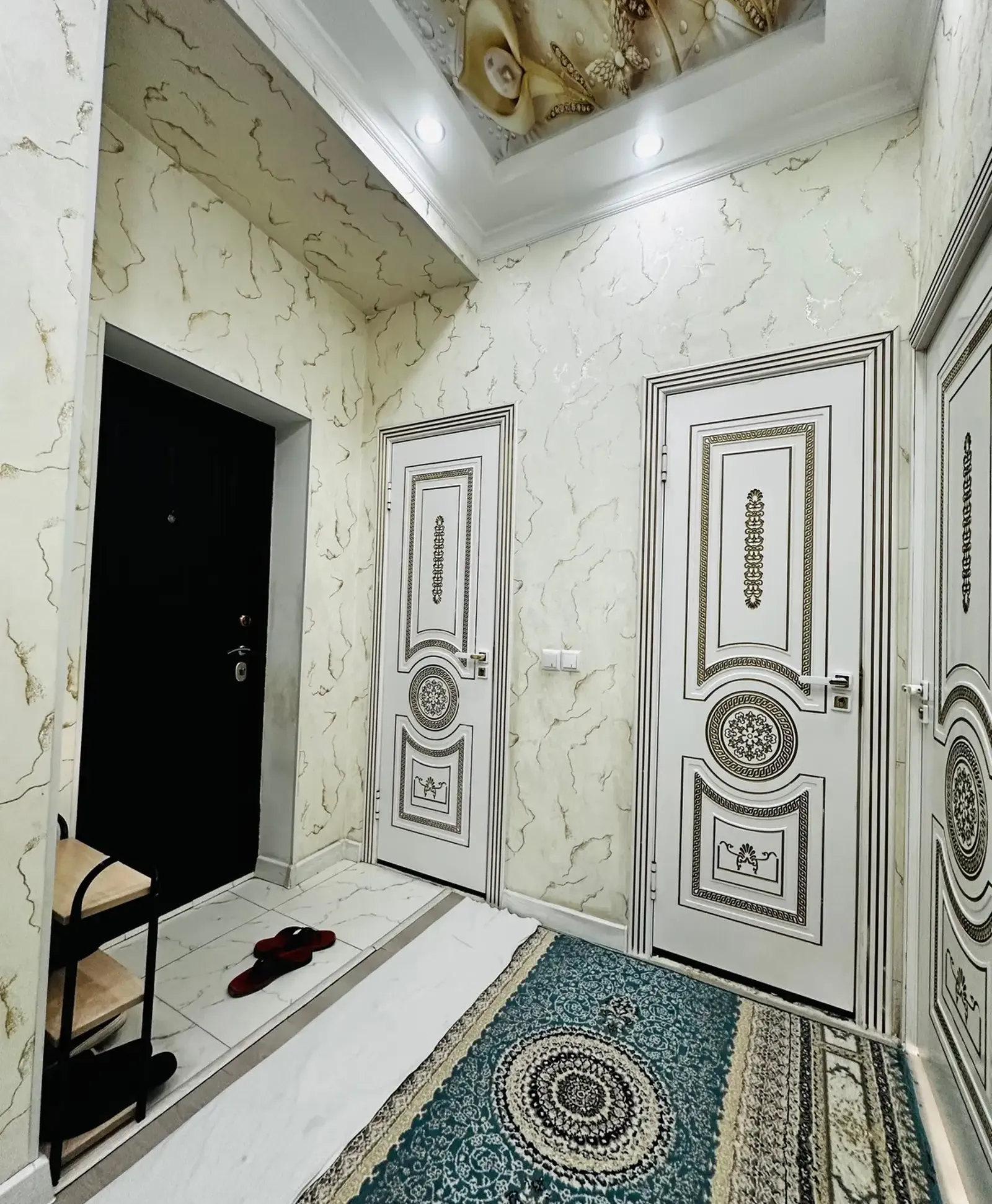 3-комн. квартира, 8 этаж, 82 м², гипразем/сино