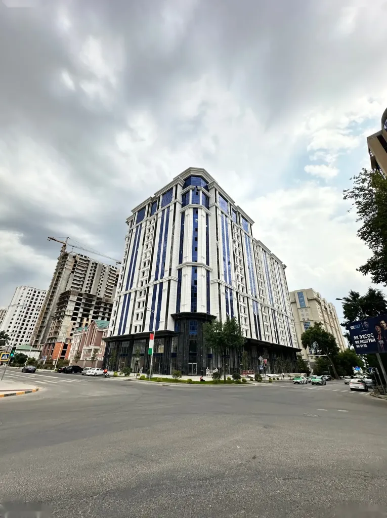 2-комн. квартира, 11 этаж, 145 м², Улица Абдулкосима Лохути 8/6, Зелёный базар, Шохмансур