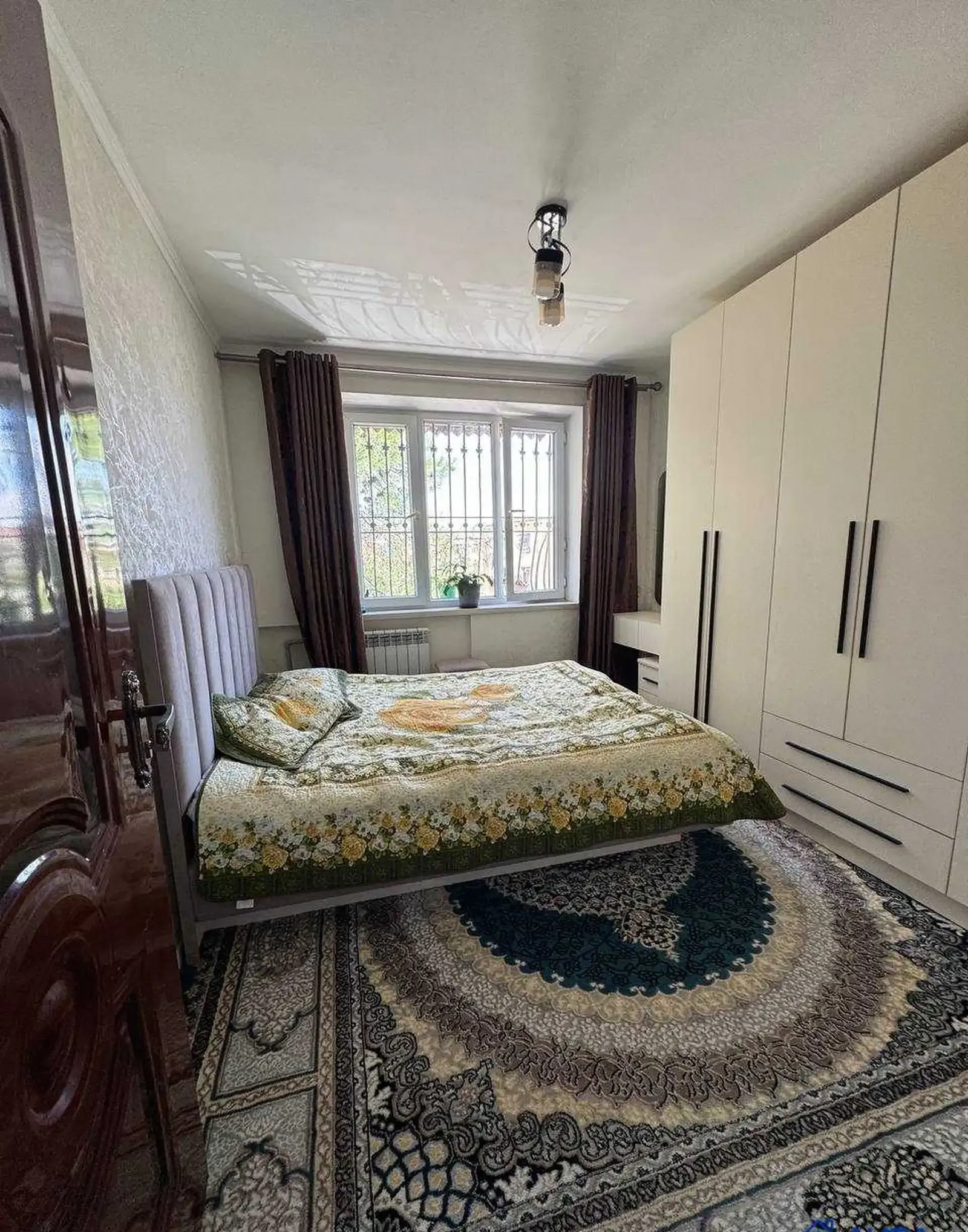 4-к квартира, 4 этаж, 64 м², Фирдавси, 46 мкр