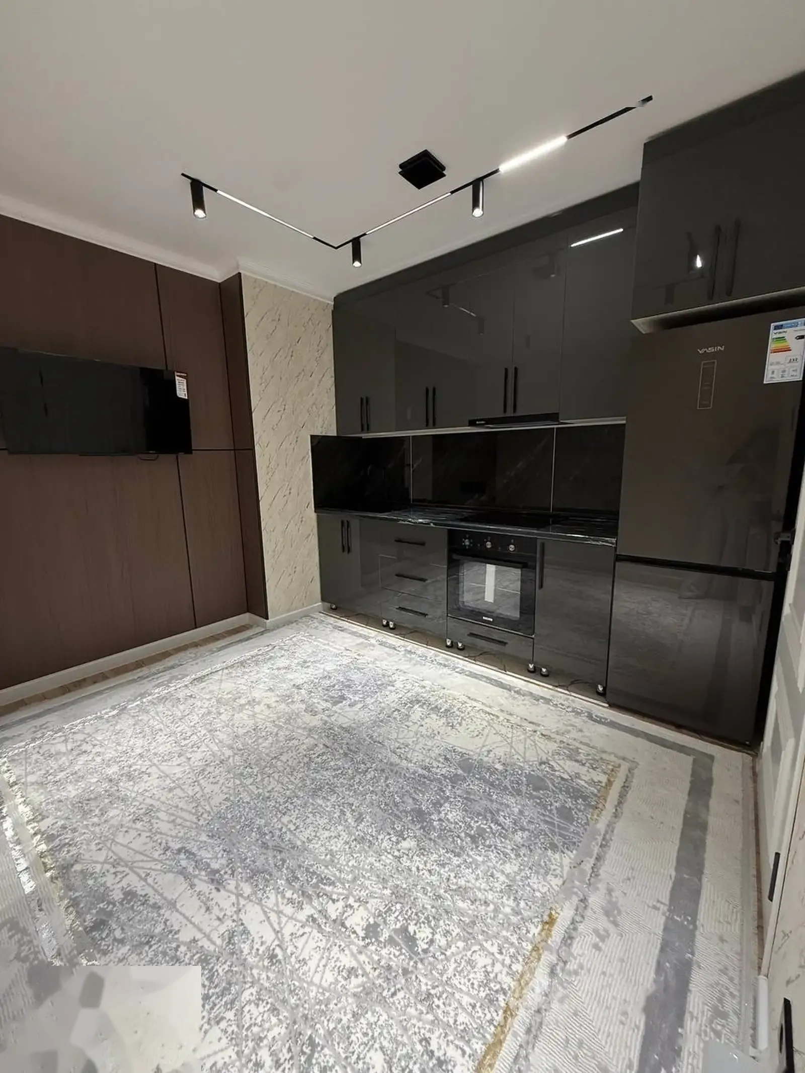 2-комн. квартира, 6 этаж, 68 м², Сино