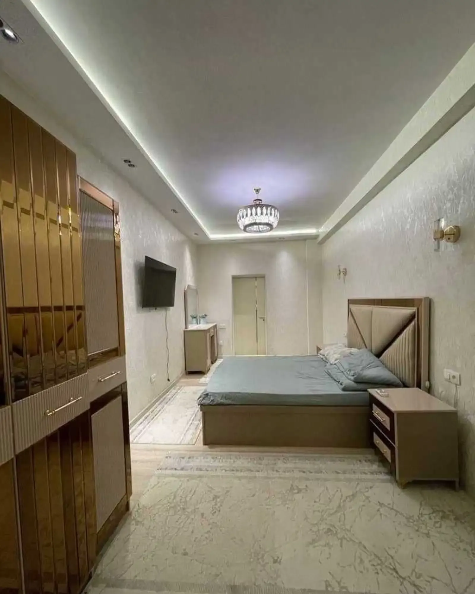 2-комн. квартира, 8 этаж, 92м², Овир
