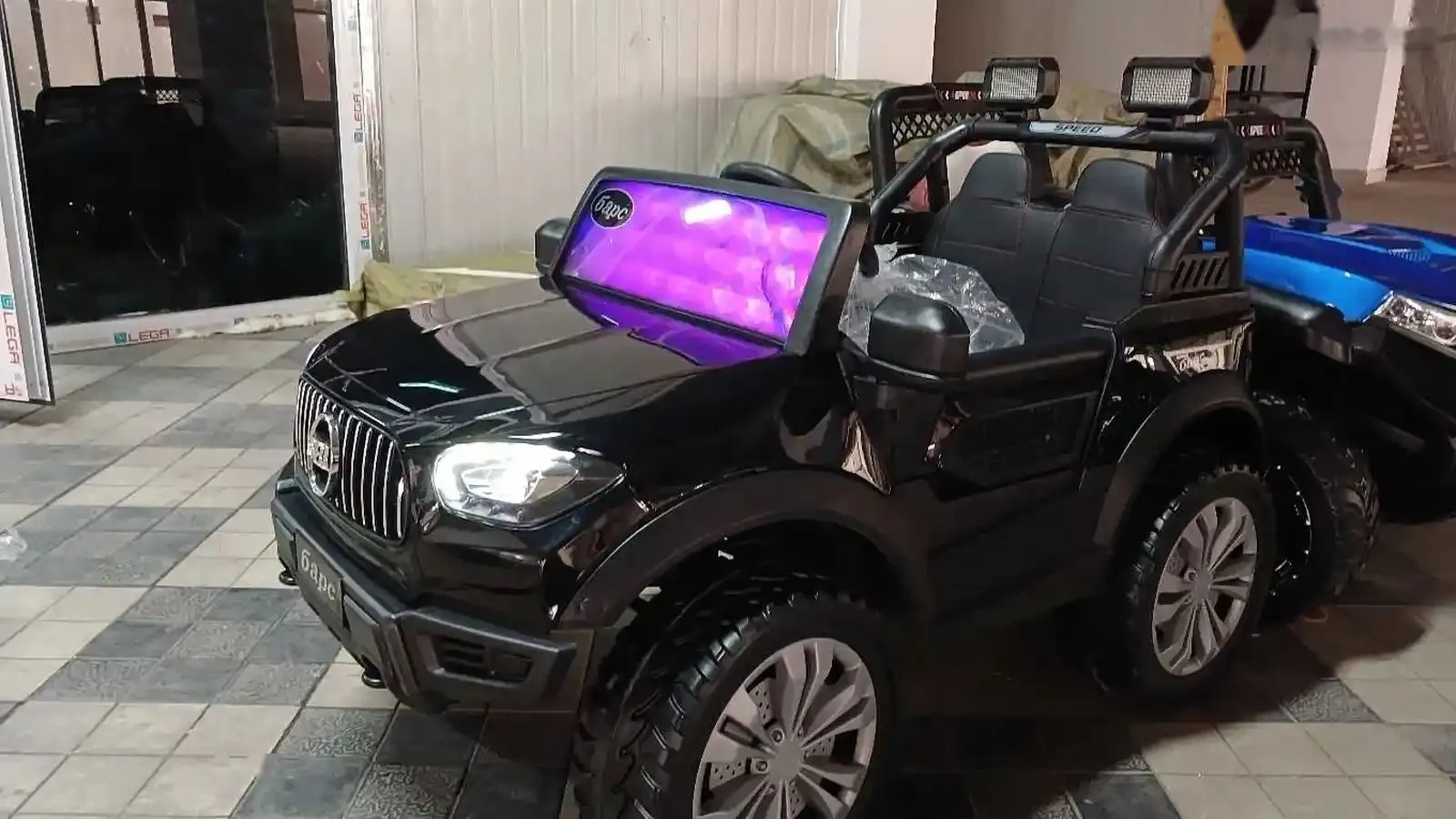 Детский электромобиль