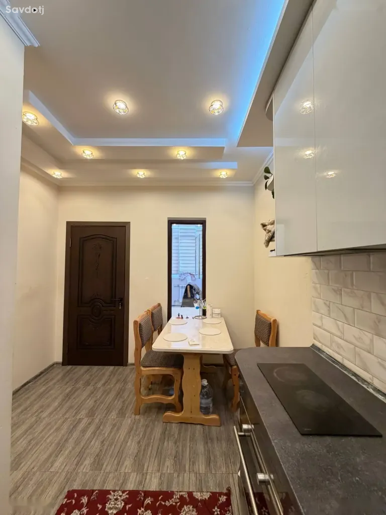 3-комн. квартира, 7 этаж, 56 м², сино