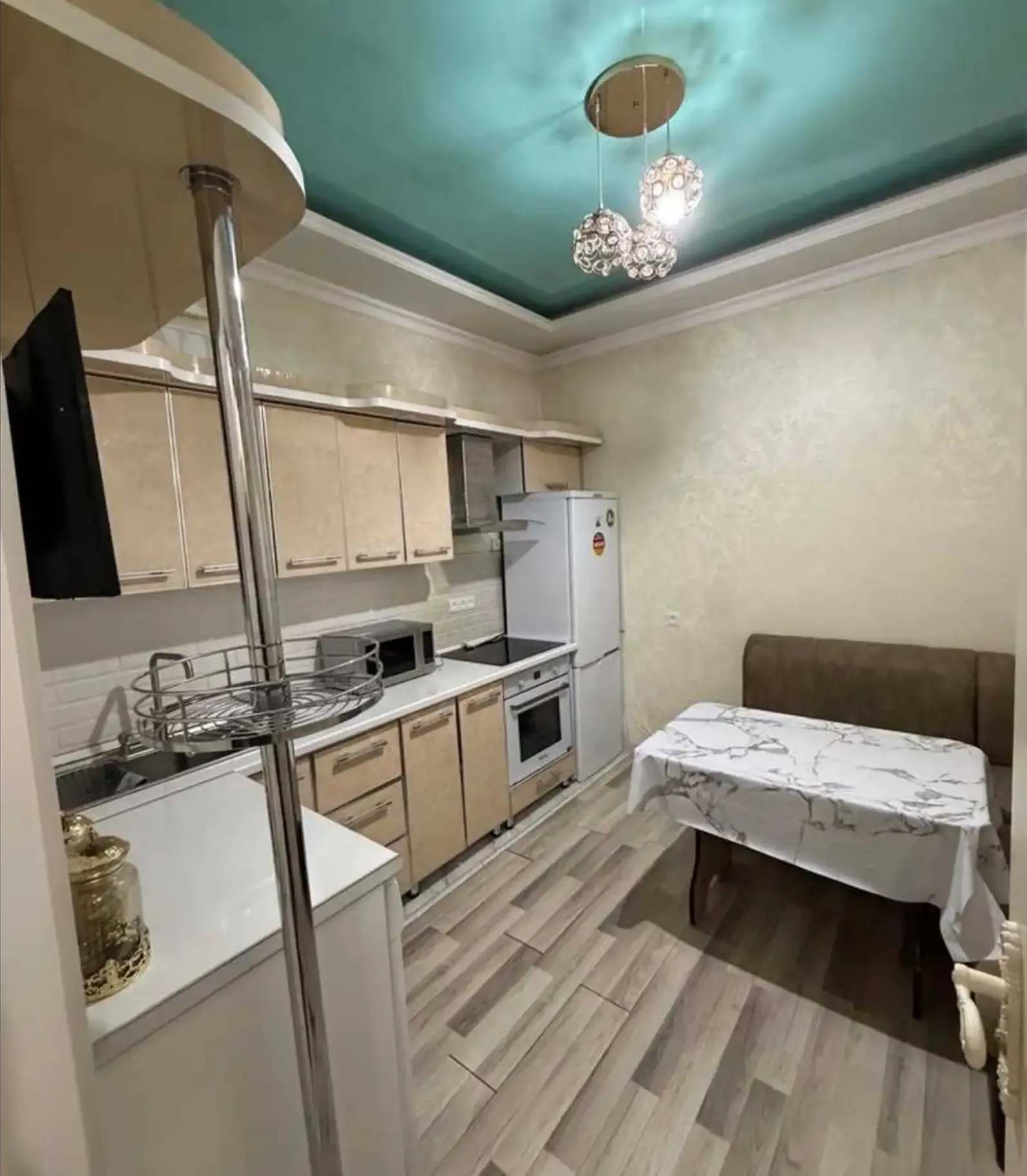 2-комн. квартира, 9 этаж, 64 м², Сино