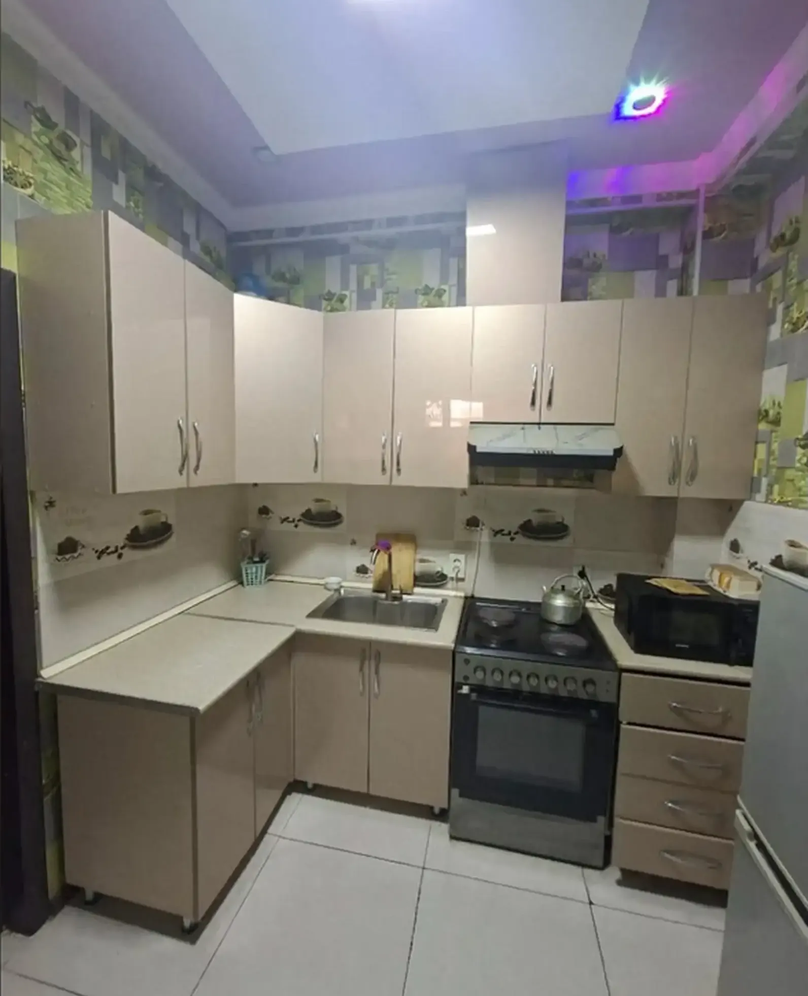 2-комн. квартира, 8 этаж, 50м², Сино
