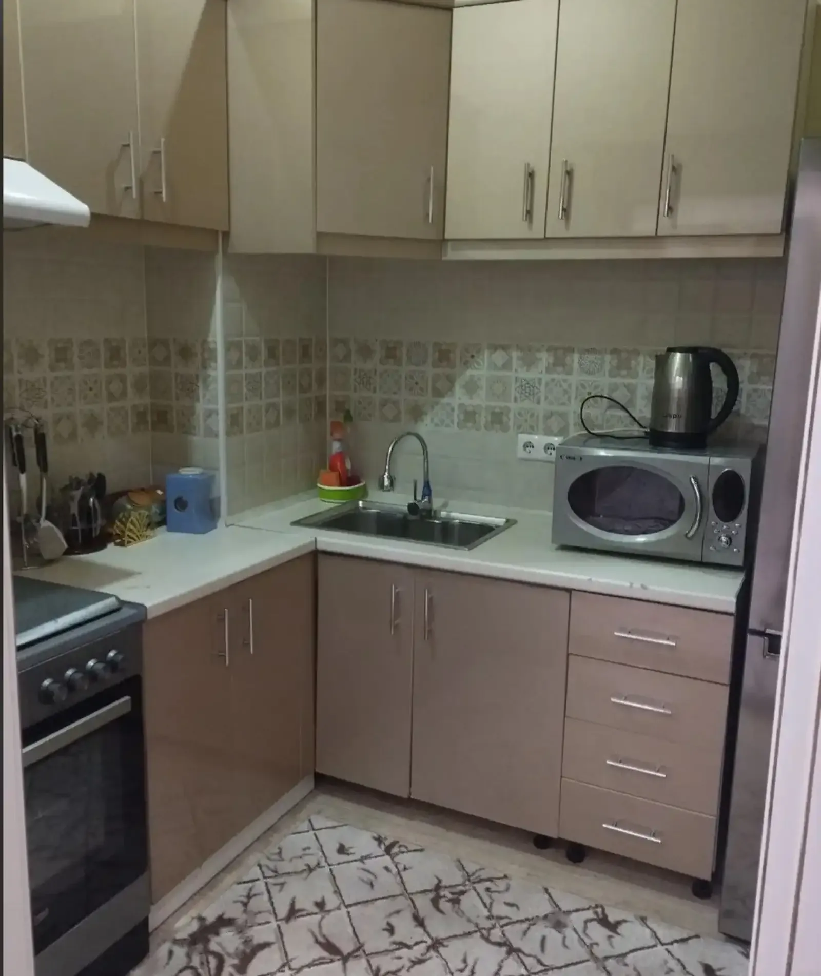 2-комн. квартира, 16 этаж, 52м², шохмансур