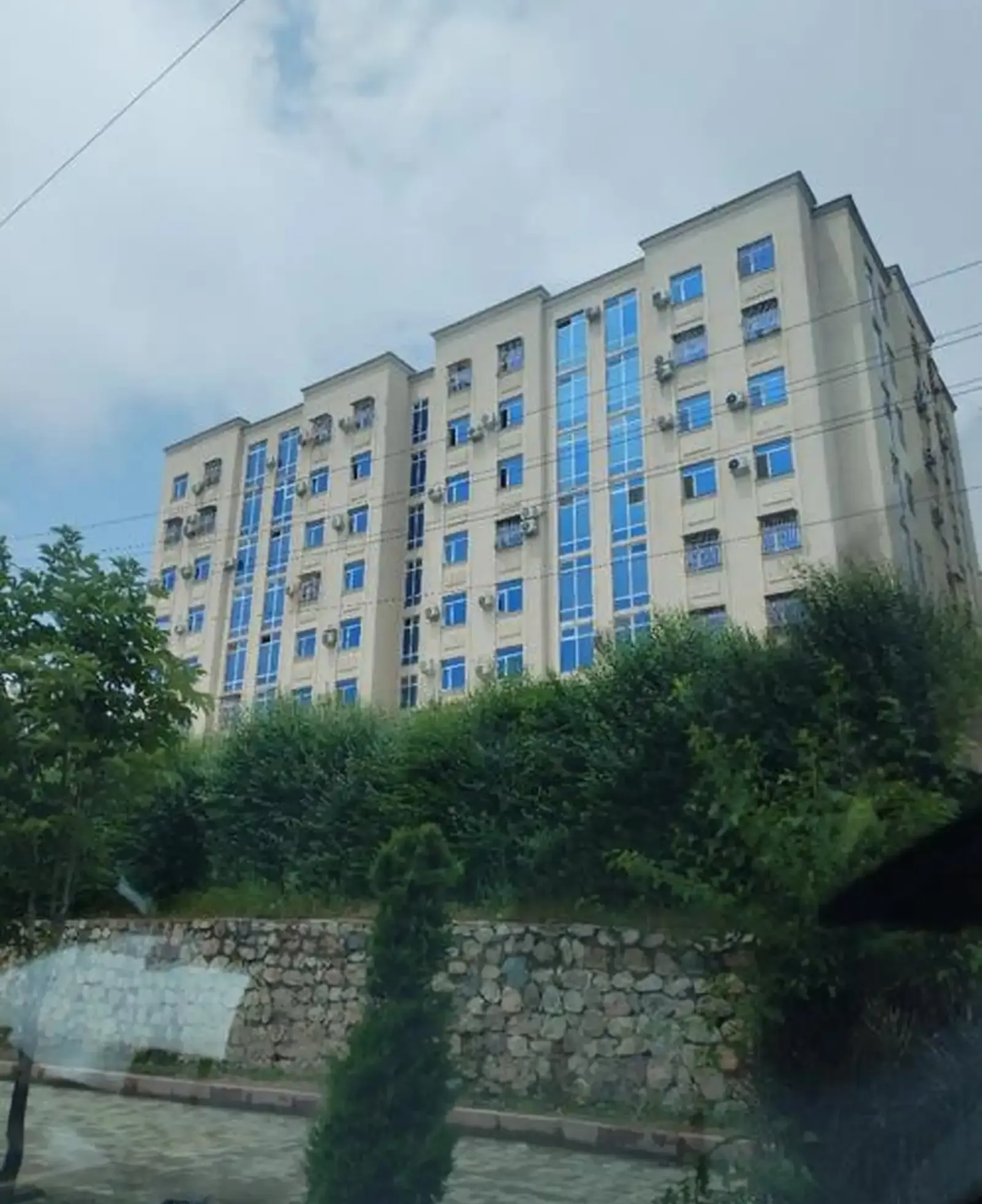 3-к квартира, 3 этаж, 81 м², Шохмансур