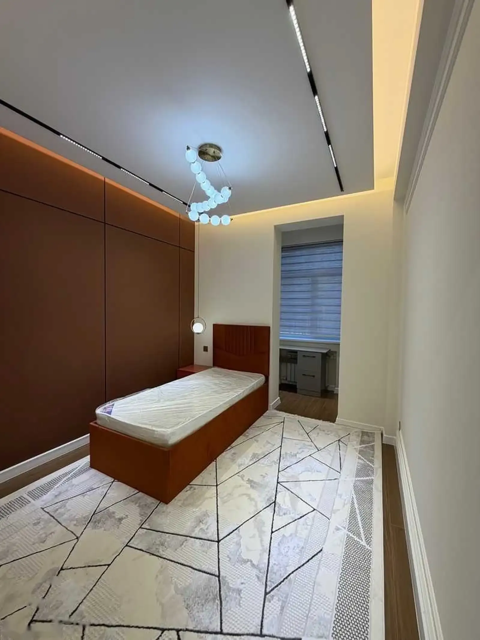 4-комн. квартира, 16 этаж, 111 м², Шохмансур