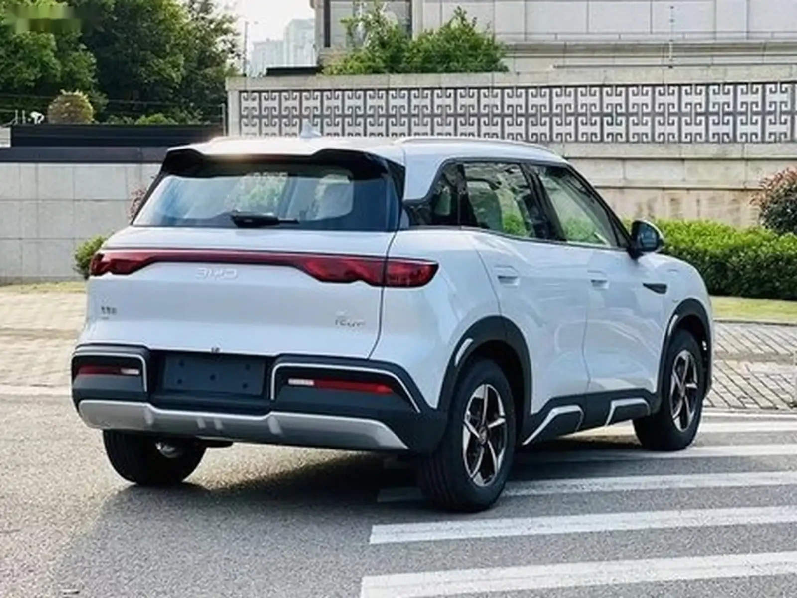 BYD Yuan Up, 2025 на заказ — фото 2